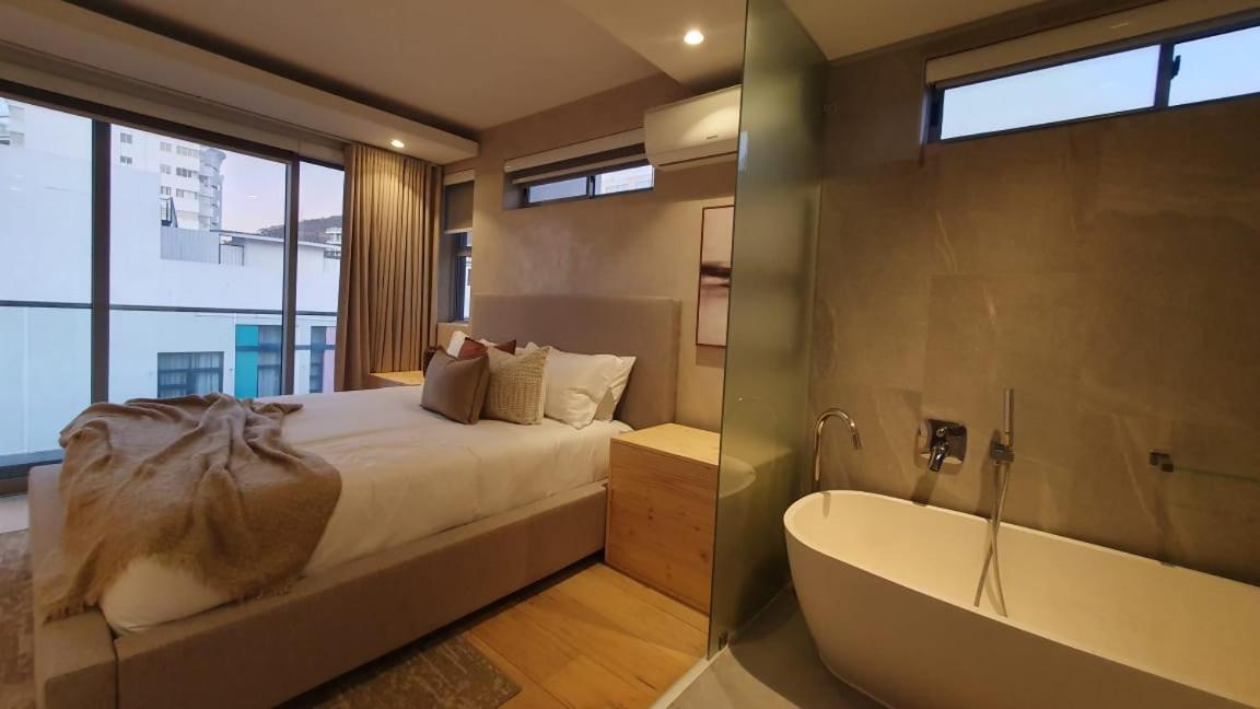 4B 4 Clarens Road view 5
