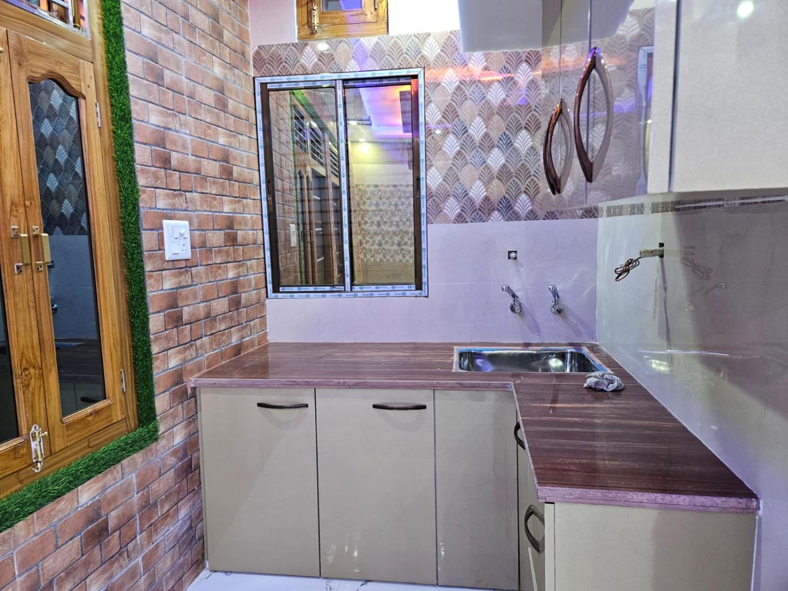 Surya Palace HomeStay