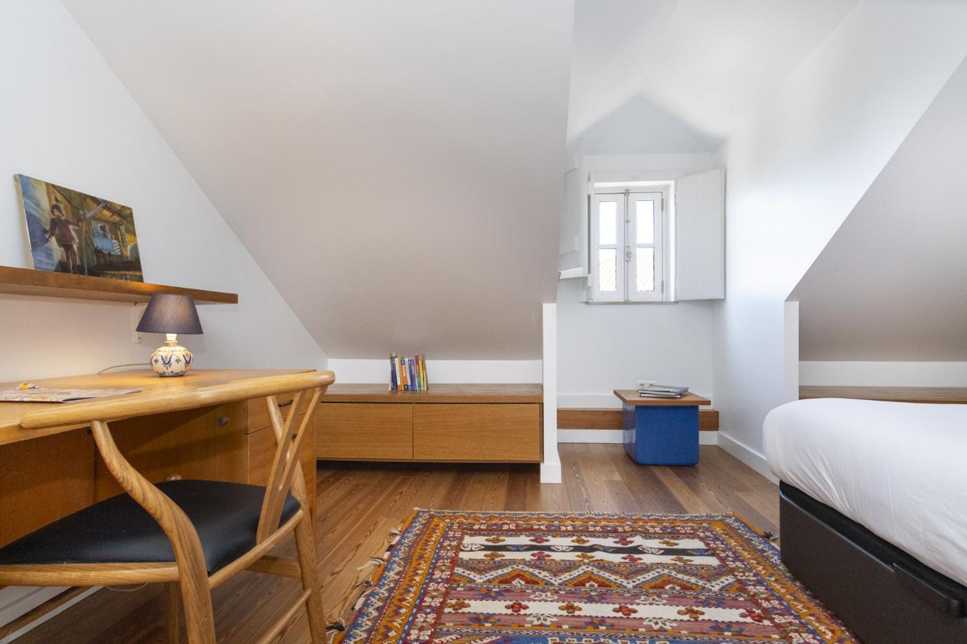 Stylish Duplex Apartment in Baixa, Lisbon, Central & Spacious - TTL321