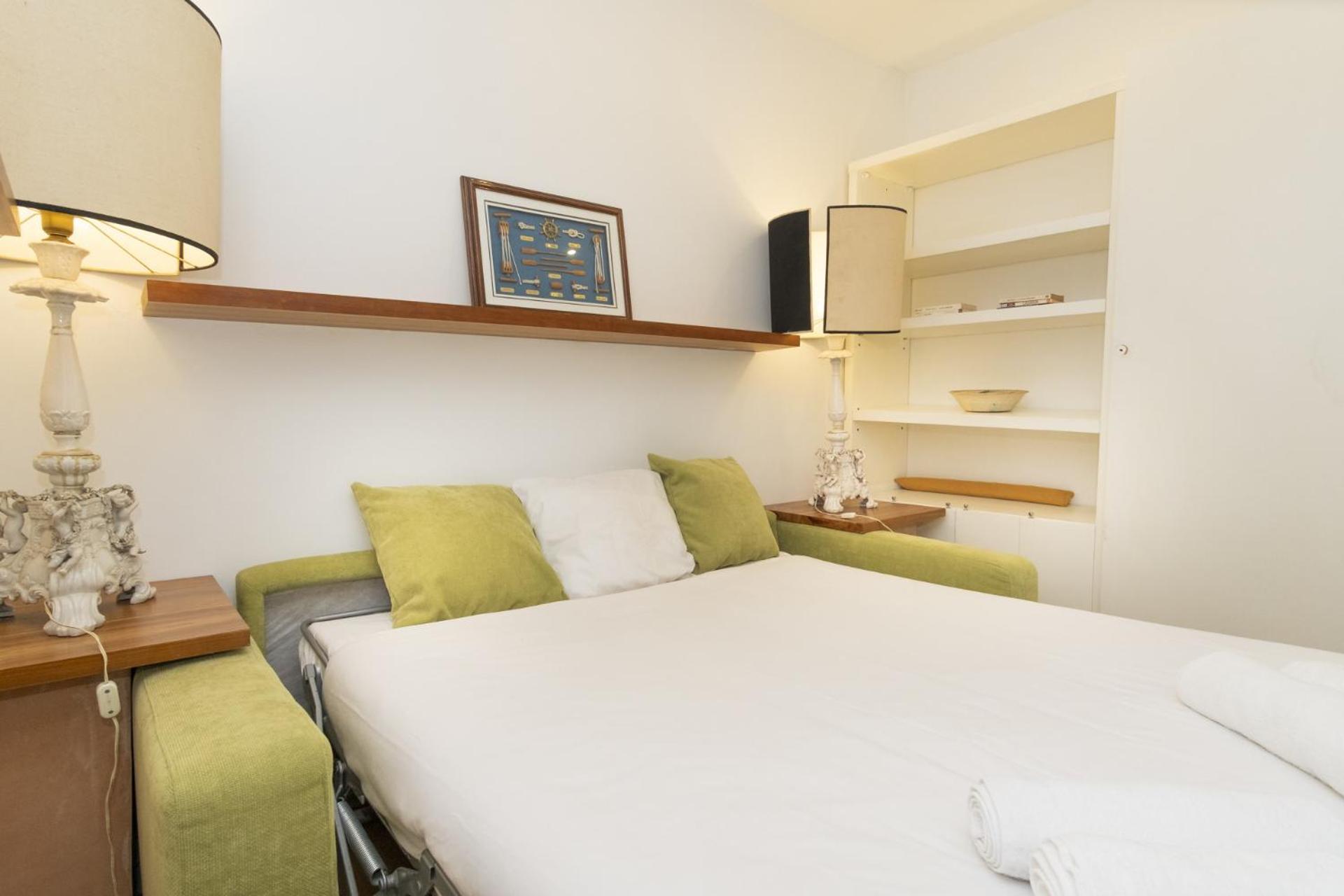 Stylish Duplex Apartment in Baixa, Lisbon, Central & Spacious - TTL321
