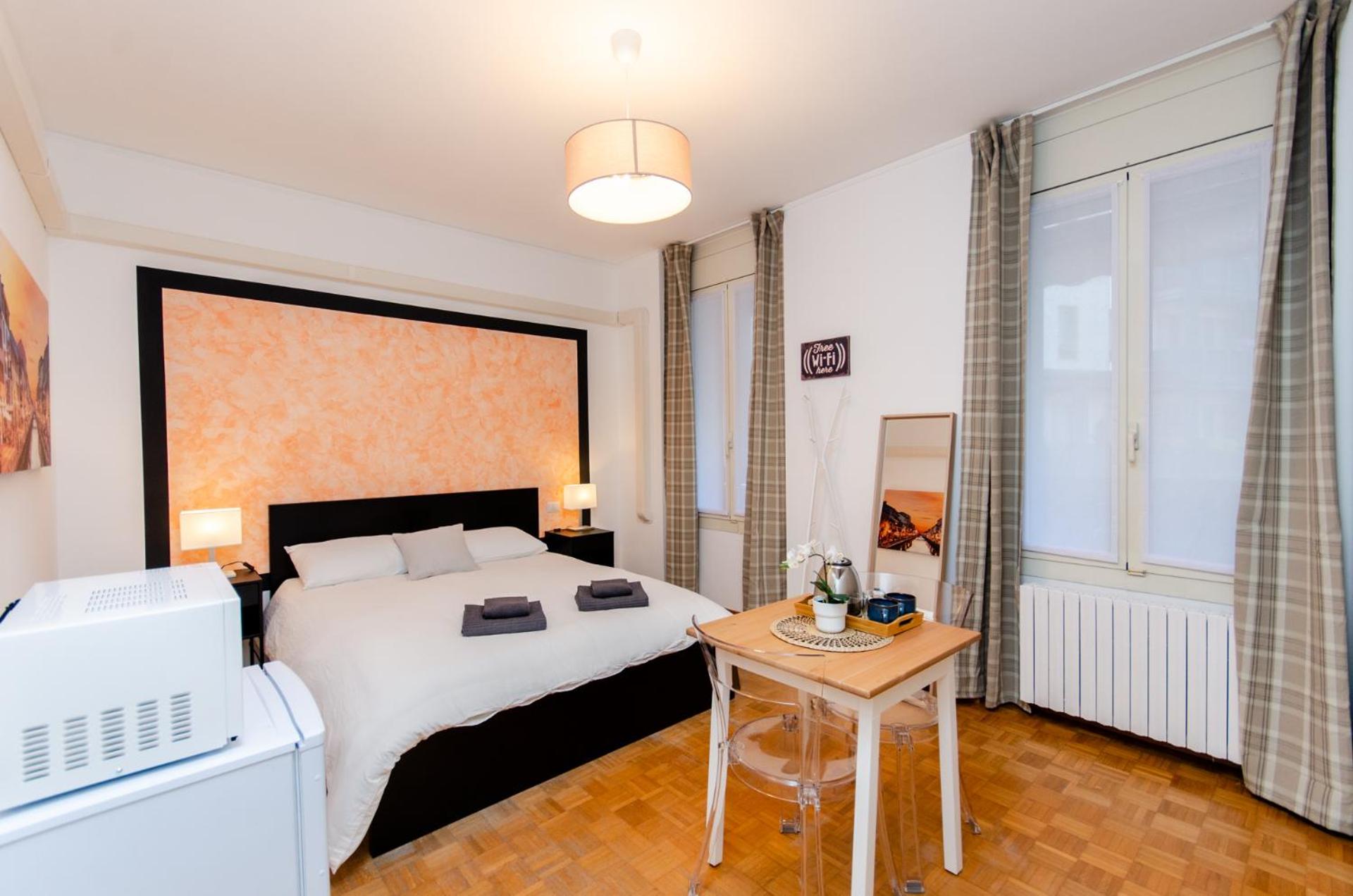 Orange Room