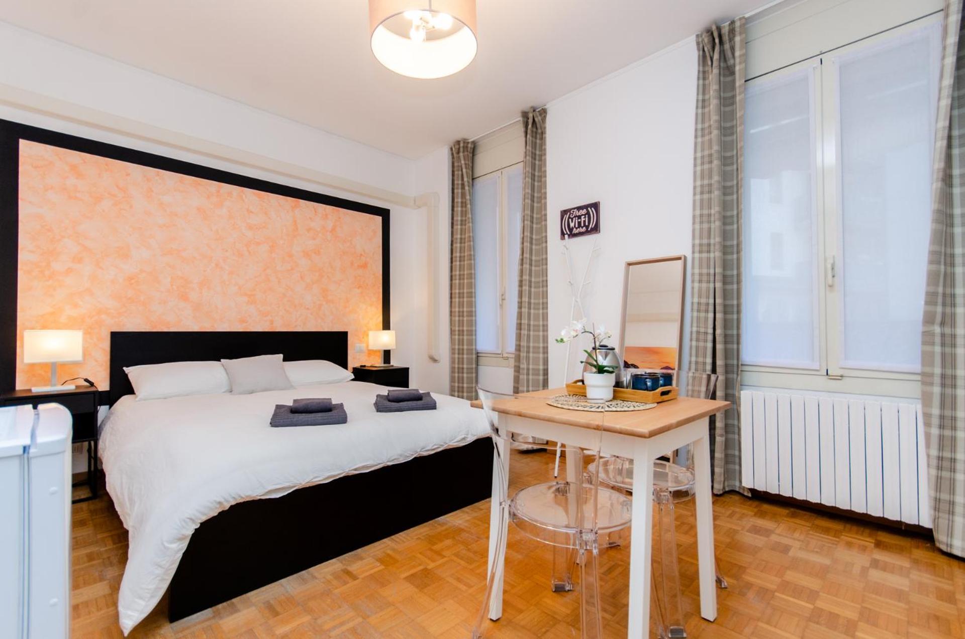 Orange Room
