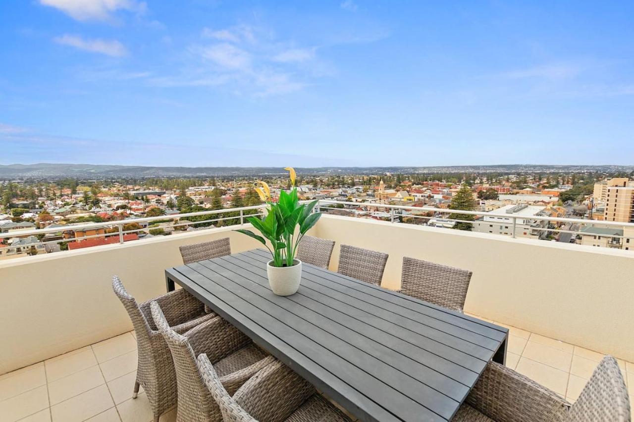 Panoramic Paradise in Glenelg