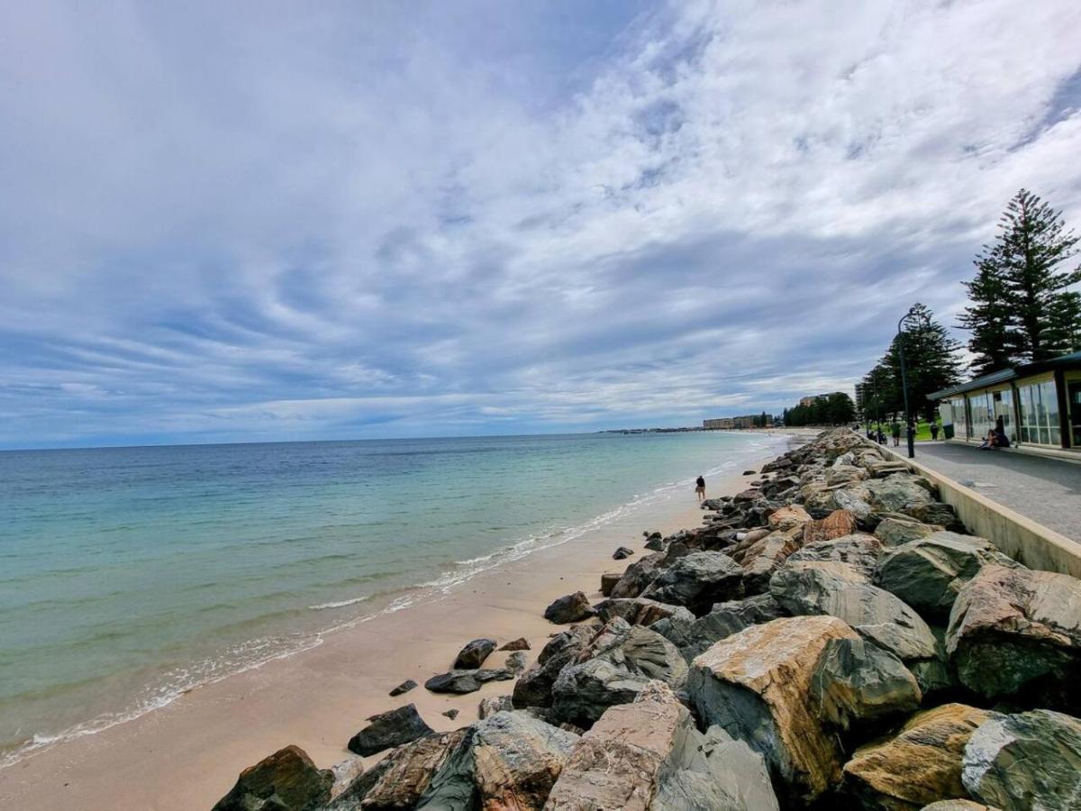 Panoramic Paradise in Glenelg
