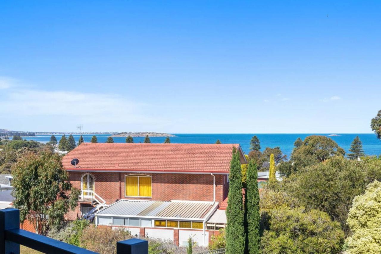 Enchanting Encounter, an oceanview retreat