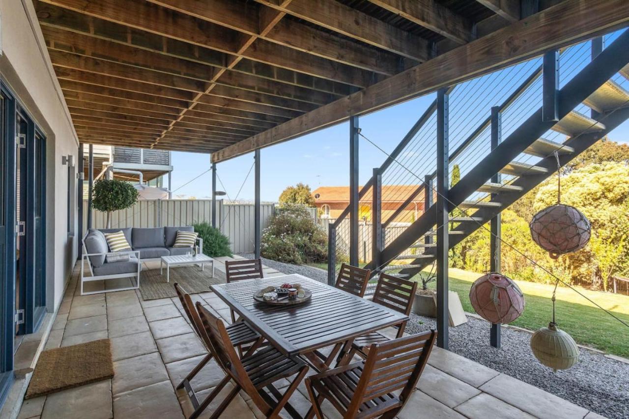 Enchanting Encounter, an oceanview retreat
