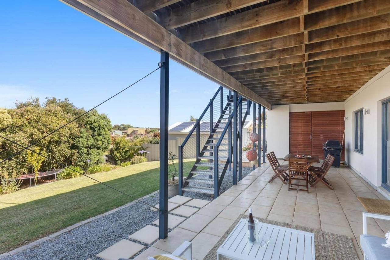 Enchanting Encounter, an oceanview retreat