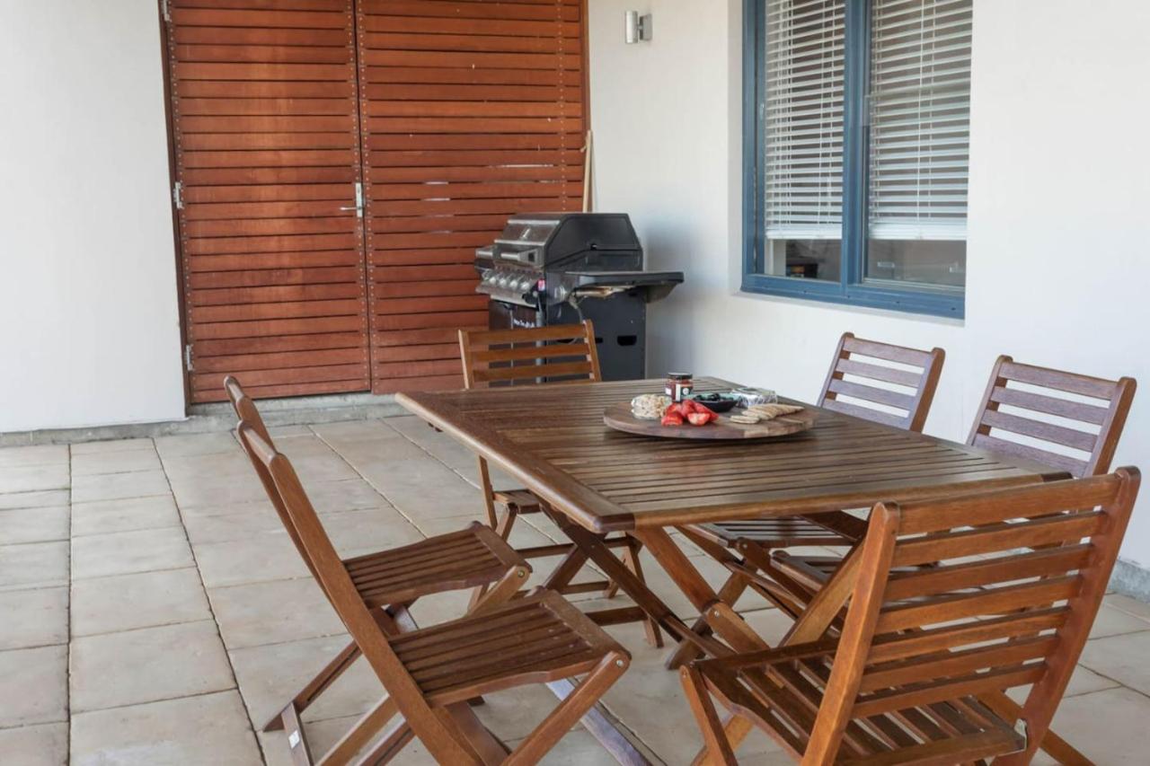 Enchanting Encounter, an oceanview retreat
