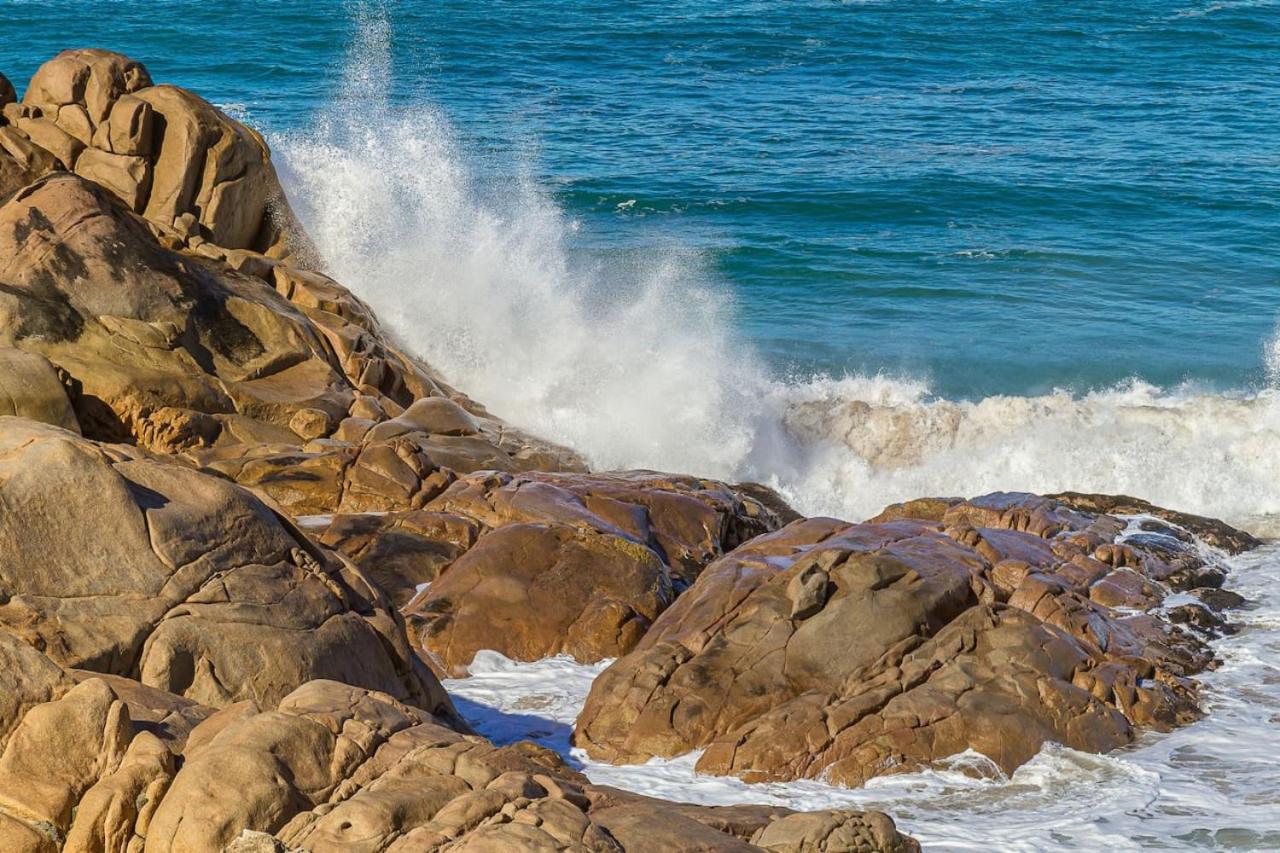 Enchanting Encounter, an oceanview retreat
