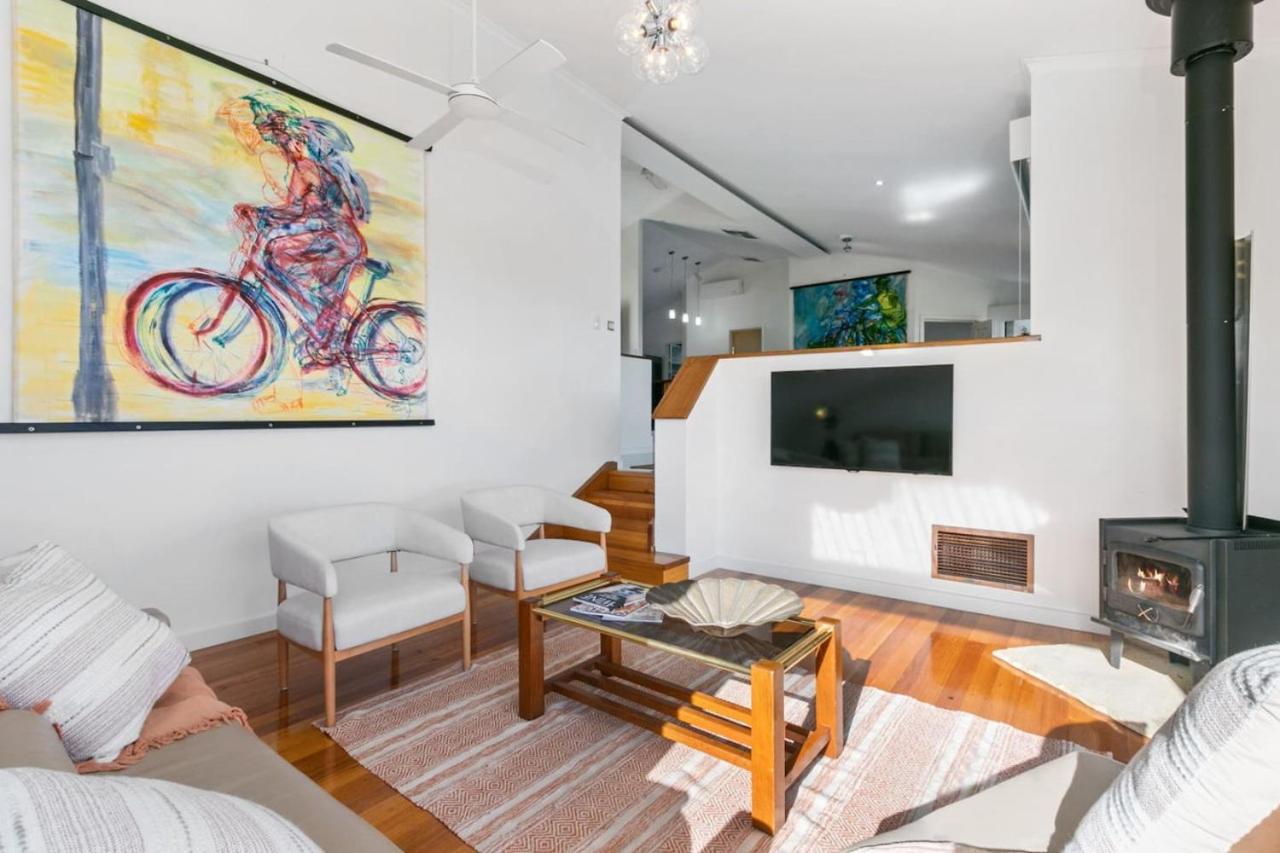 Sunset Estate in Mount Osmond