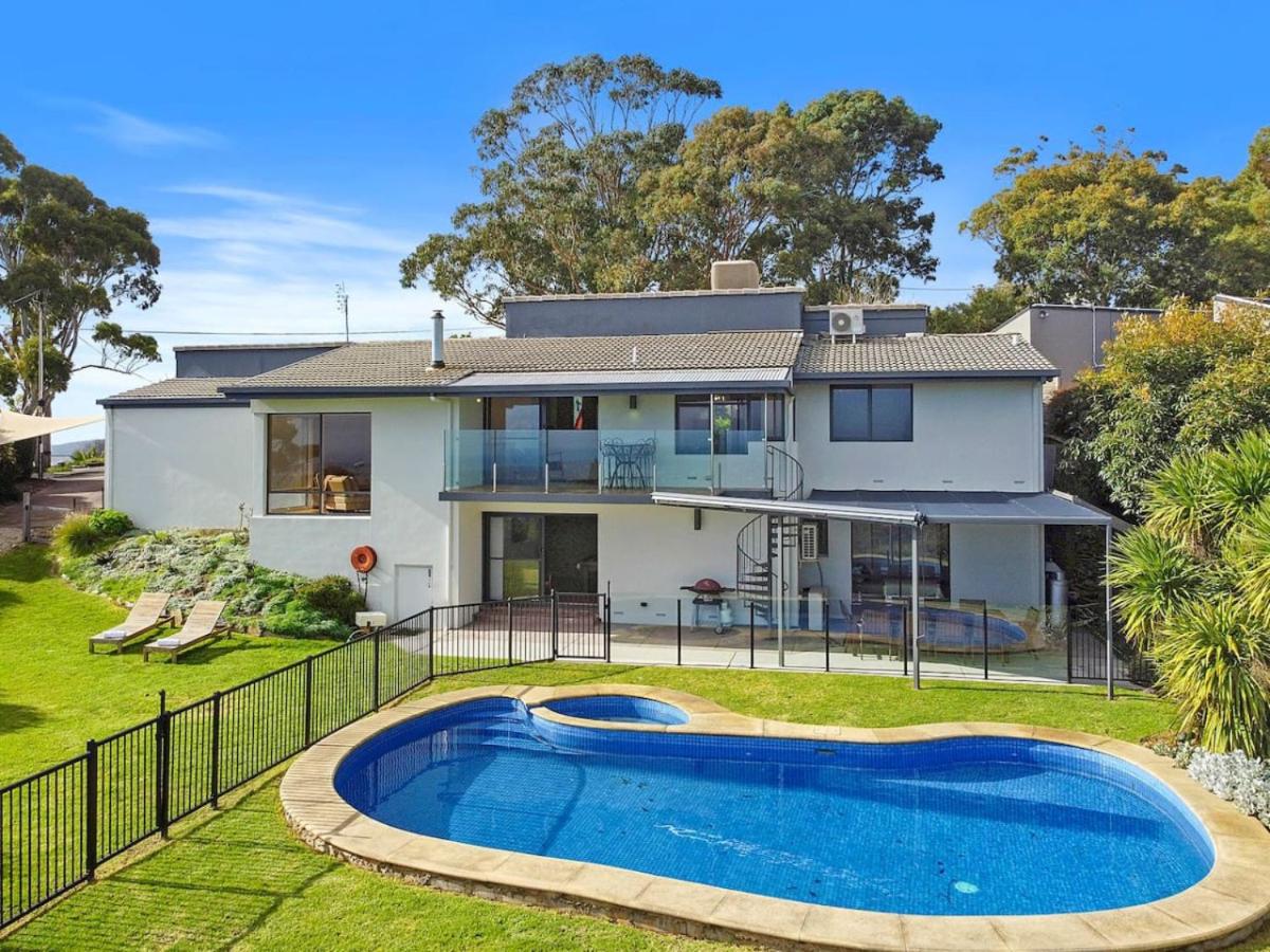 Sunset Estate in Mount Osmond