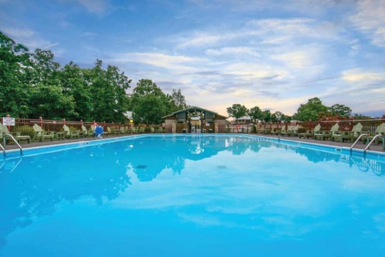 Enjoy All Branson has to offer in this 2BD vacation condo perfect for families view 5