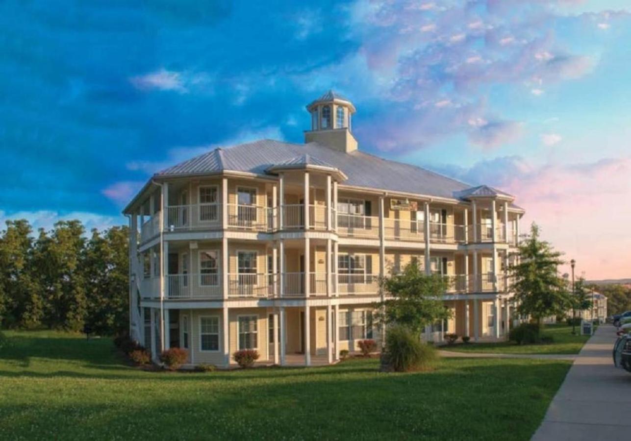 Enjoy All Branson has to offer in this 2BD vacation condo perfect for families view 3