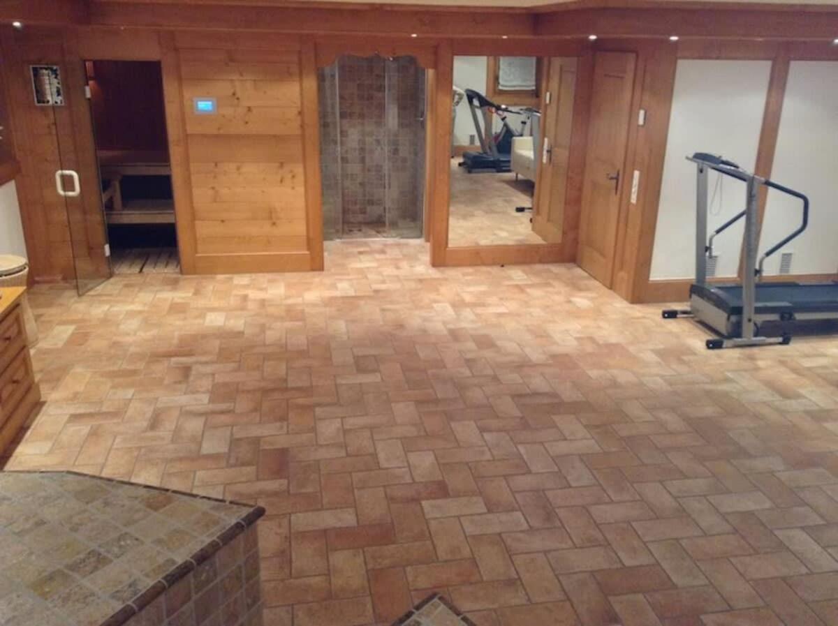 Spa Chalet in Ground Floor Cozy Duplex