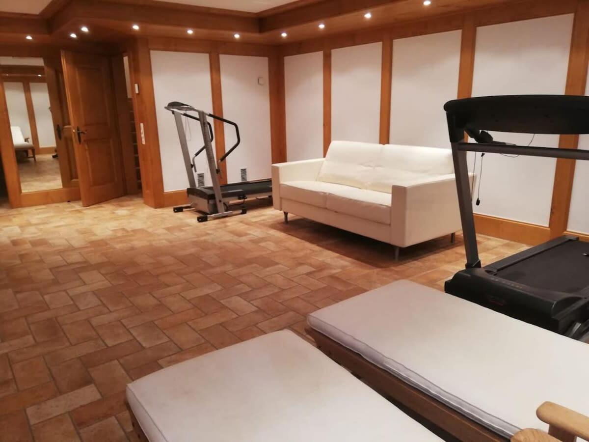 Spa Chalet in Ground Floor Cozy Duplex