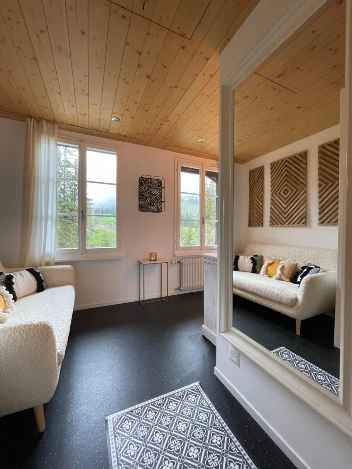 Lovely 4 Bedroom Chalet Great for Ski Holiday