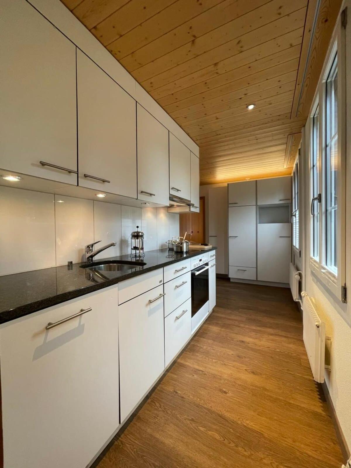 Lovely 4 Bedroom Chalet Great for Ski Holiday