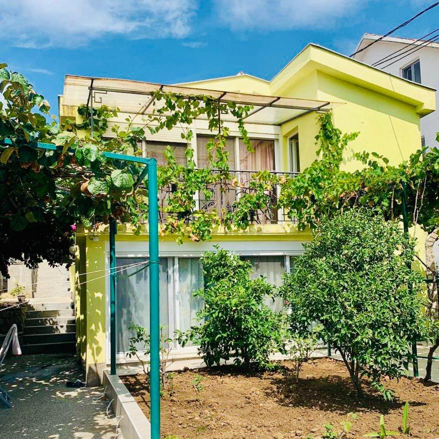 Dream Apartments