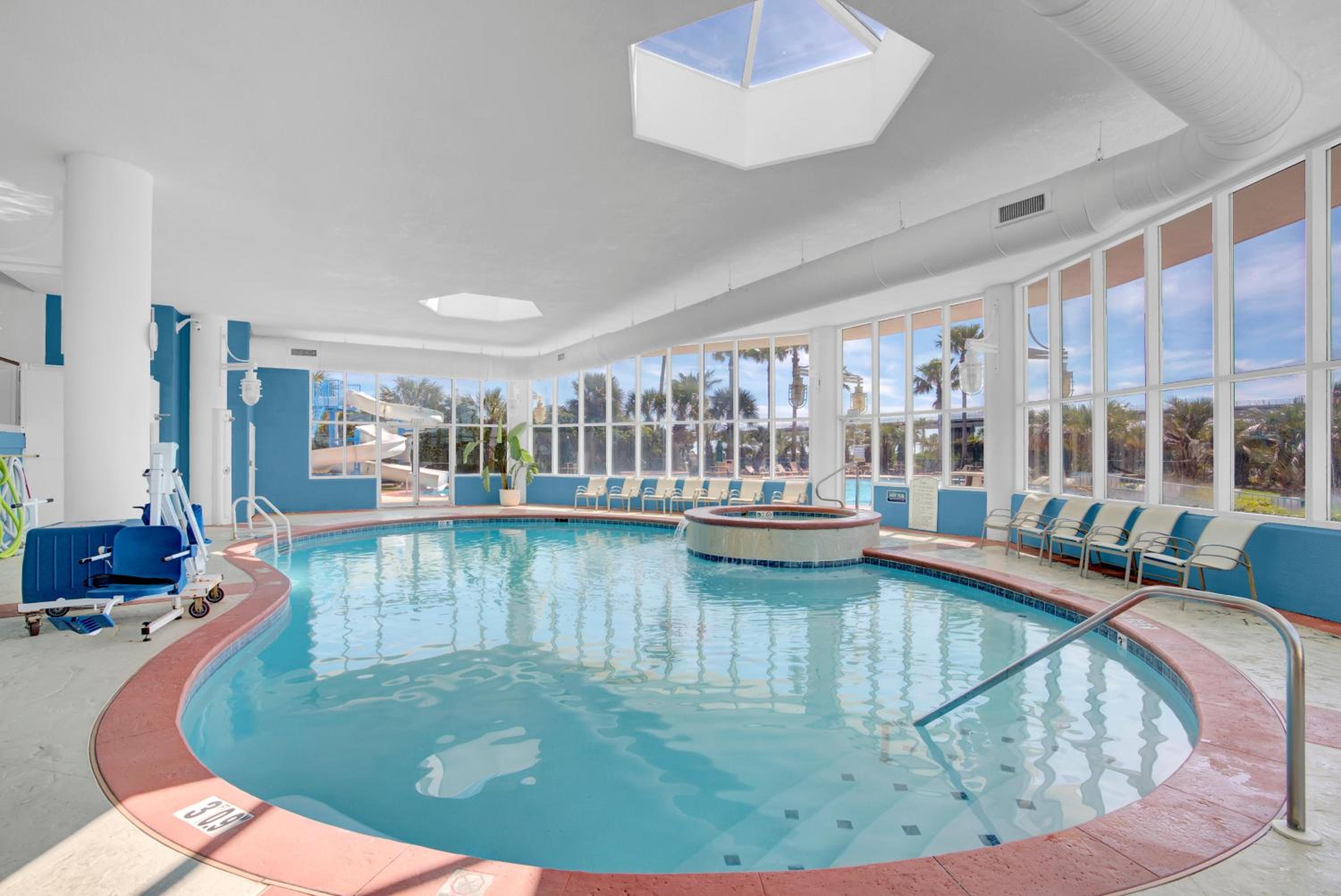 Caribe Resort 1213D by Liquid Life view 3