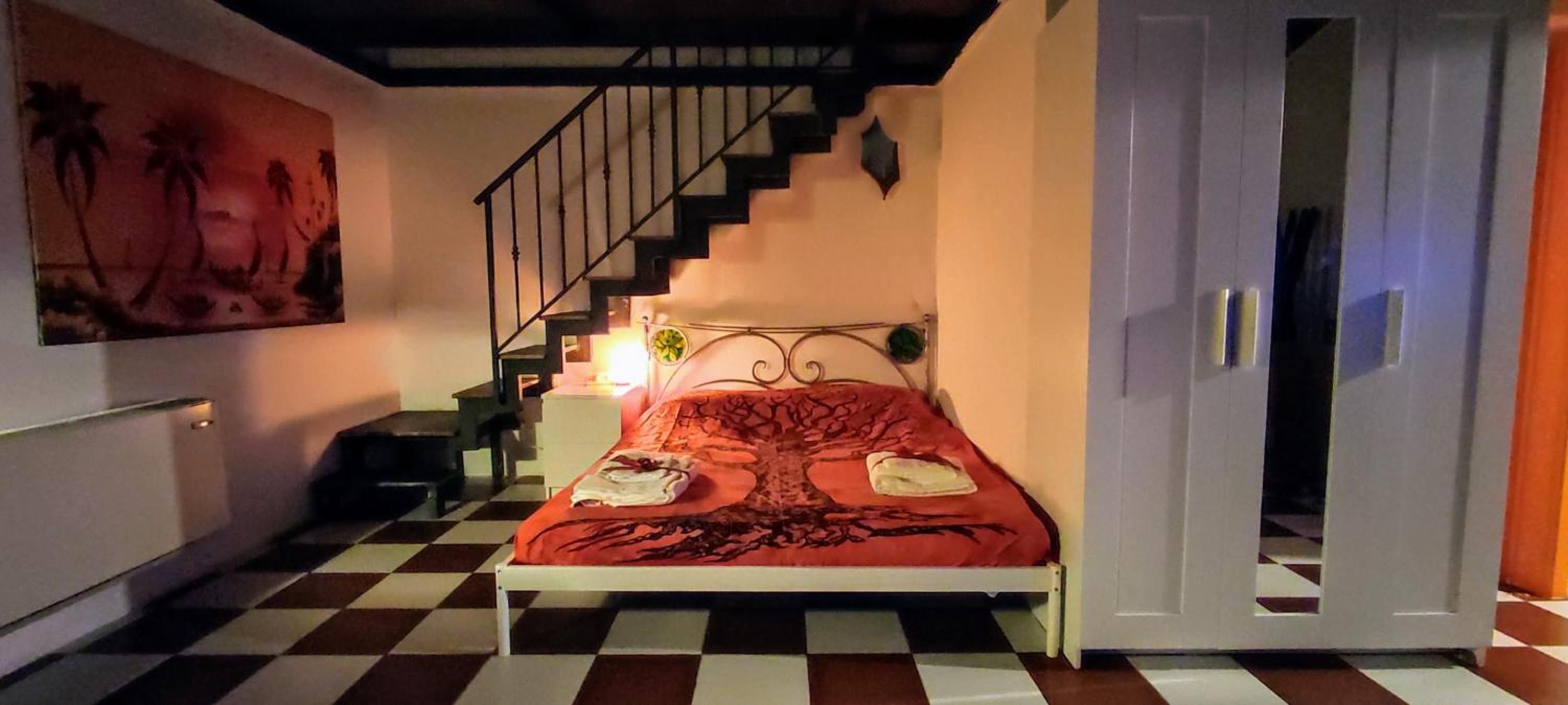 hotel room