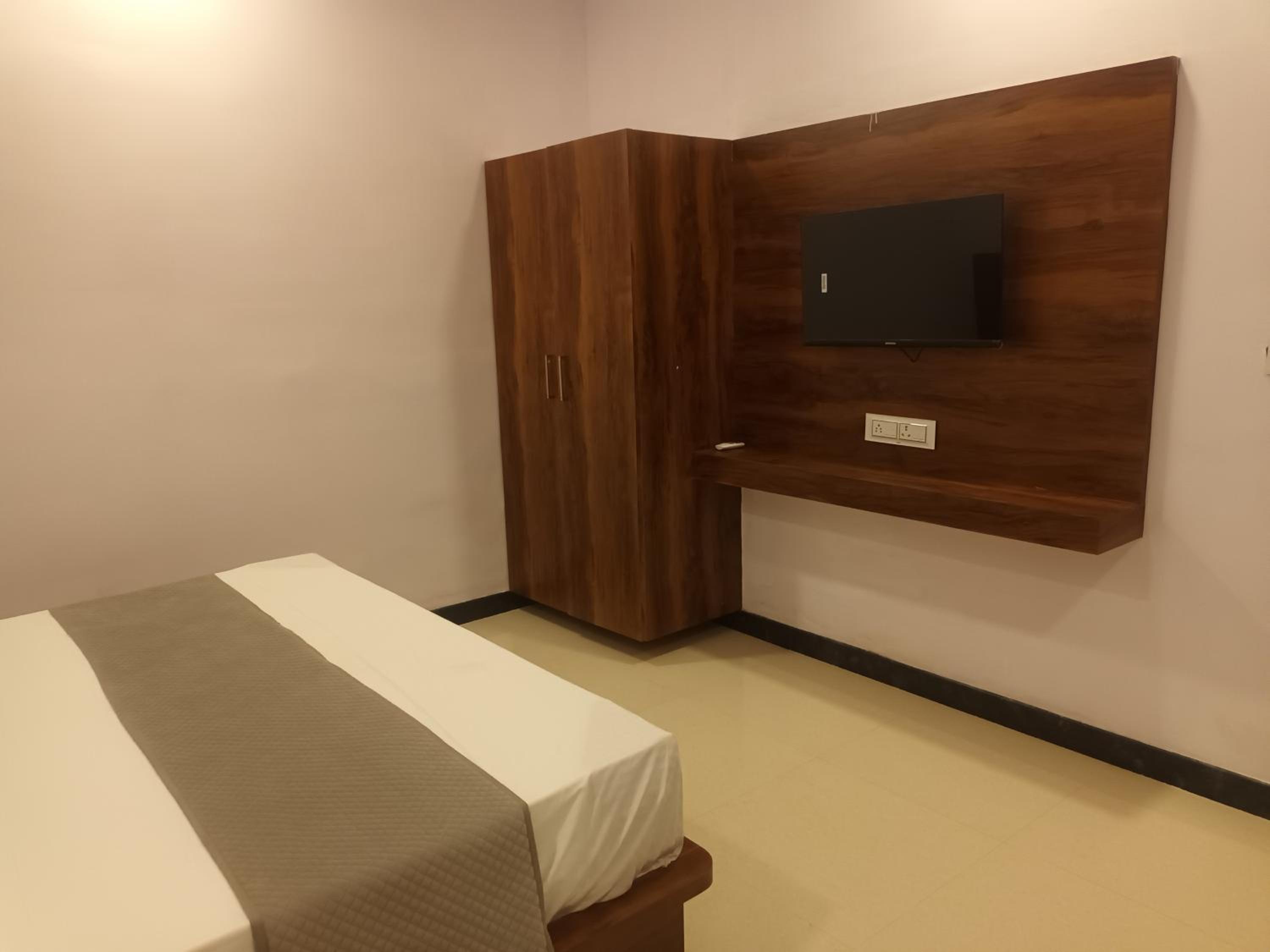 Braham Vatika Resort