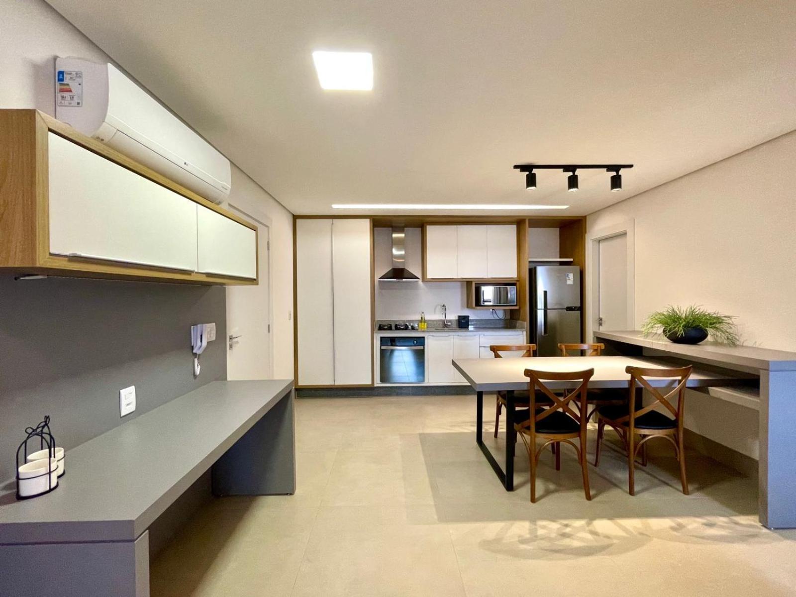 Flat de Luxo, Alto, Próximo ao Shopping