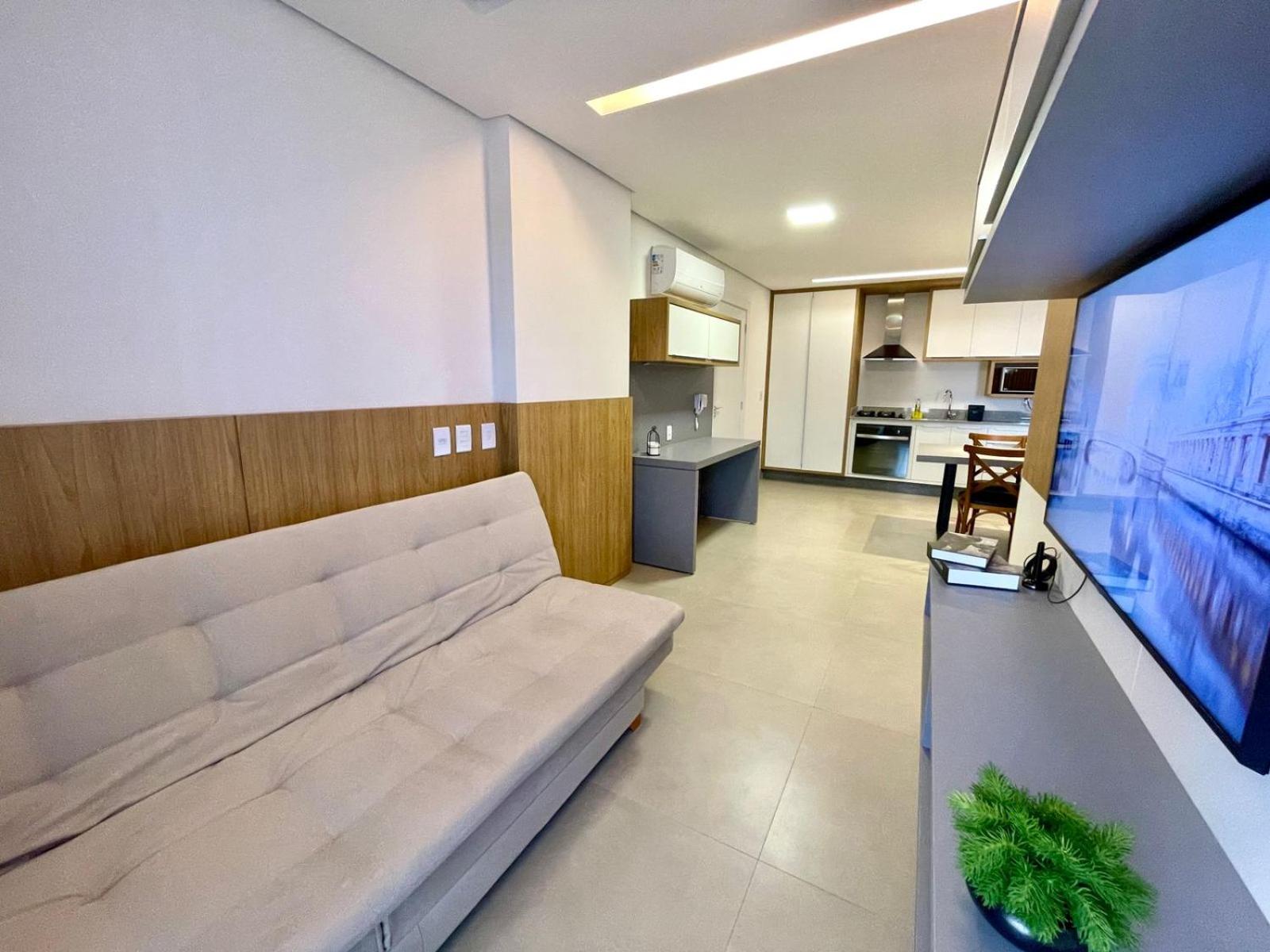 Flat de Luxo, Alto, Próximo ao Shopping