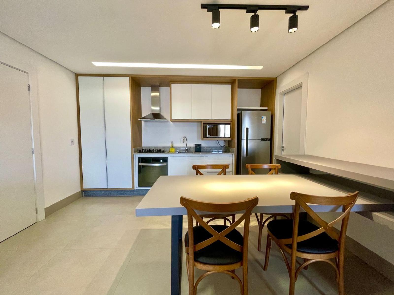 Flat de Luxo, Alto, Próximo ao Shopping