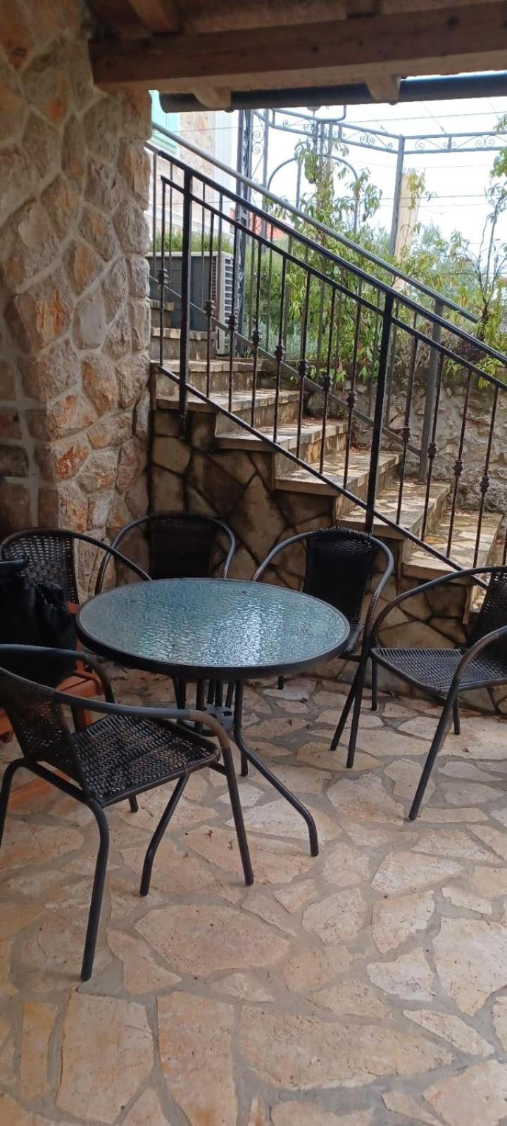 Stonehouse apartment