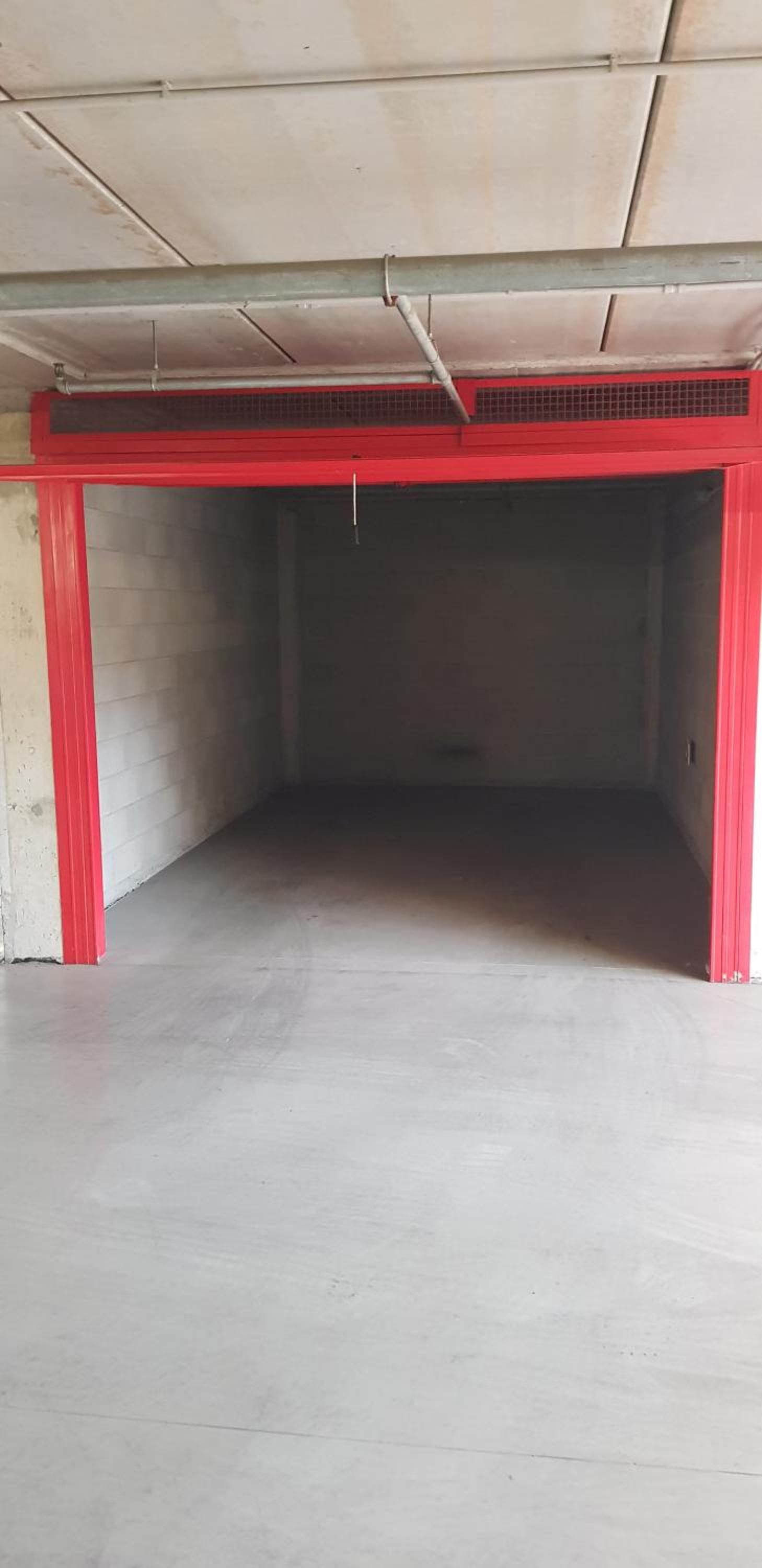 Luxury flat with pool gym spa parking - Unit9B