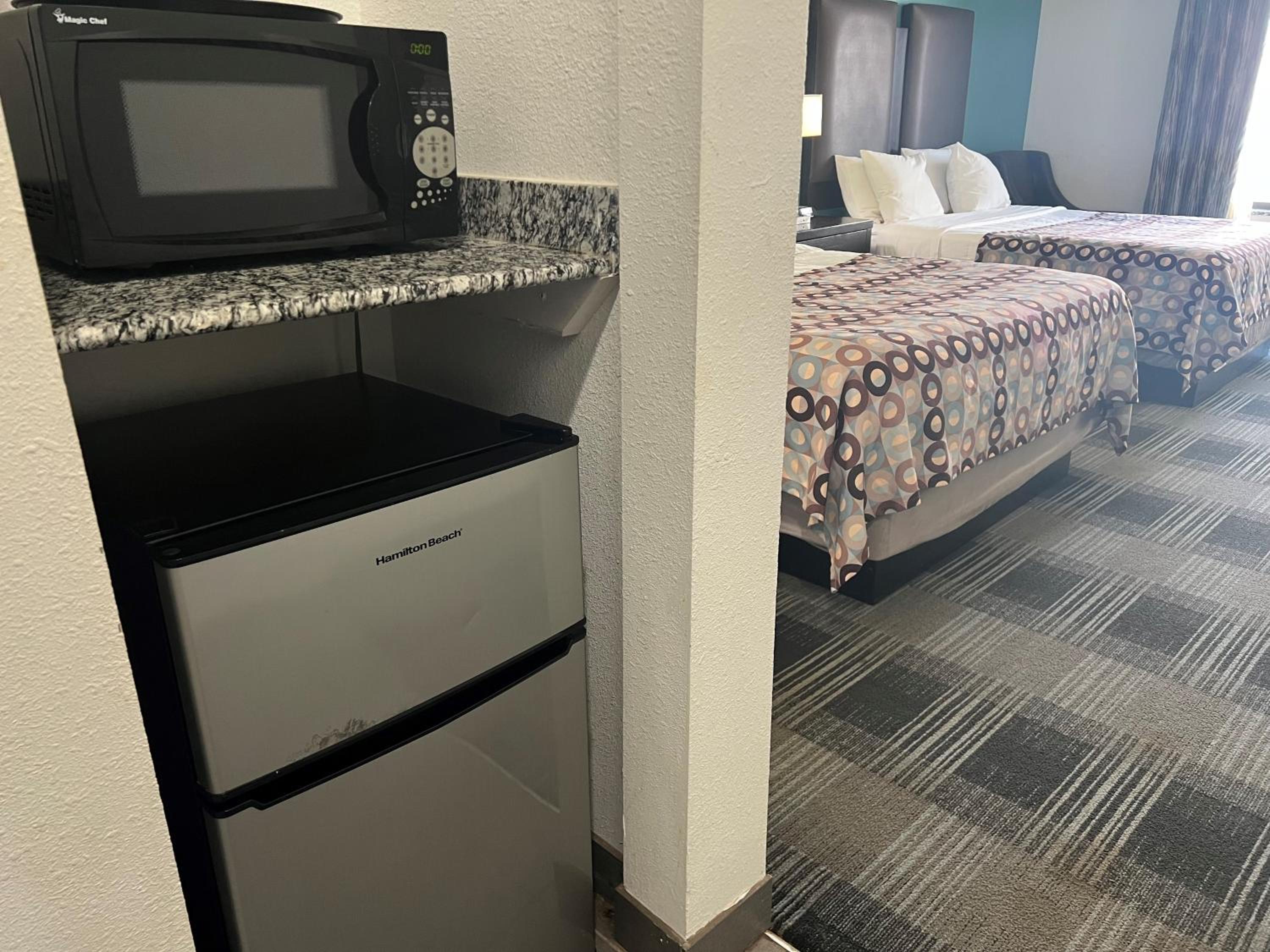 Days Inn by Wyndham Alva