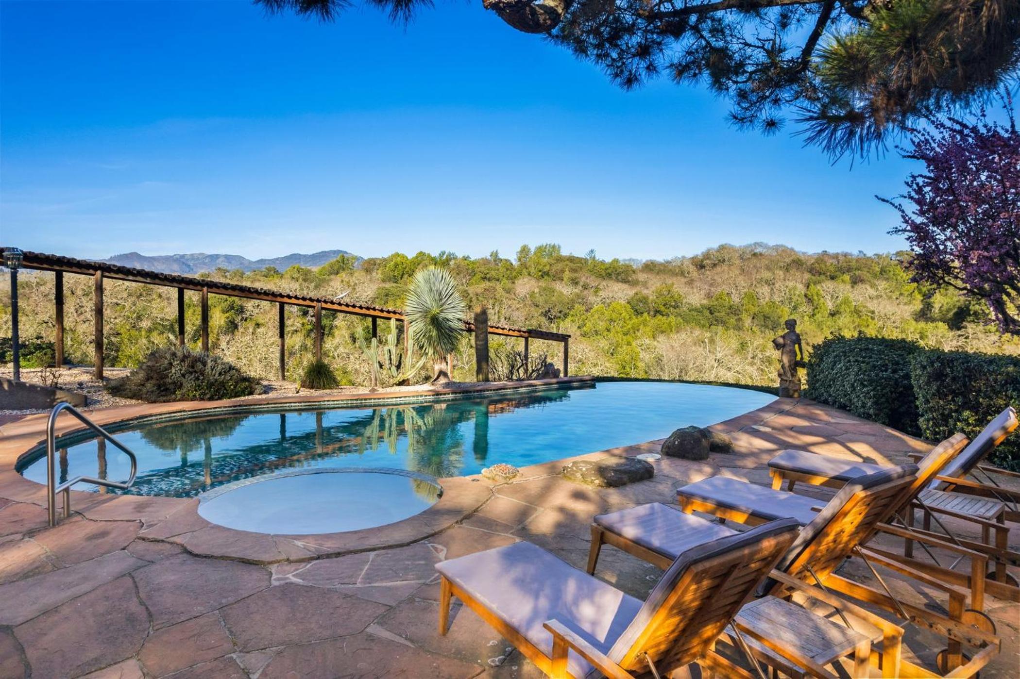 Tranquil Sonoma Retreat by Kohmsa Stays