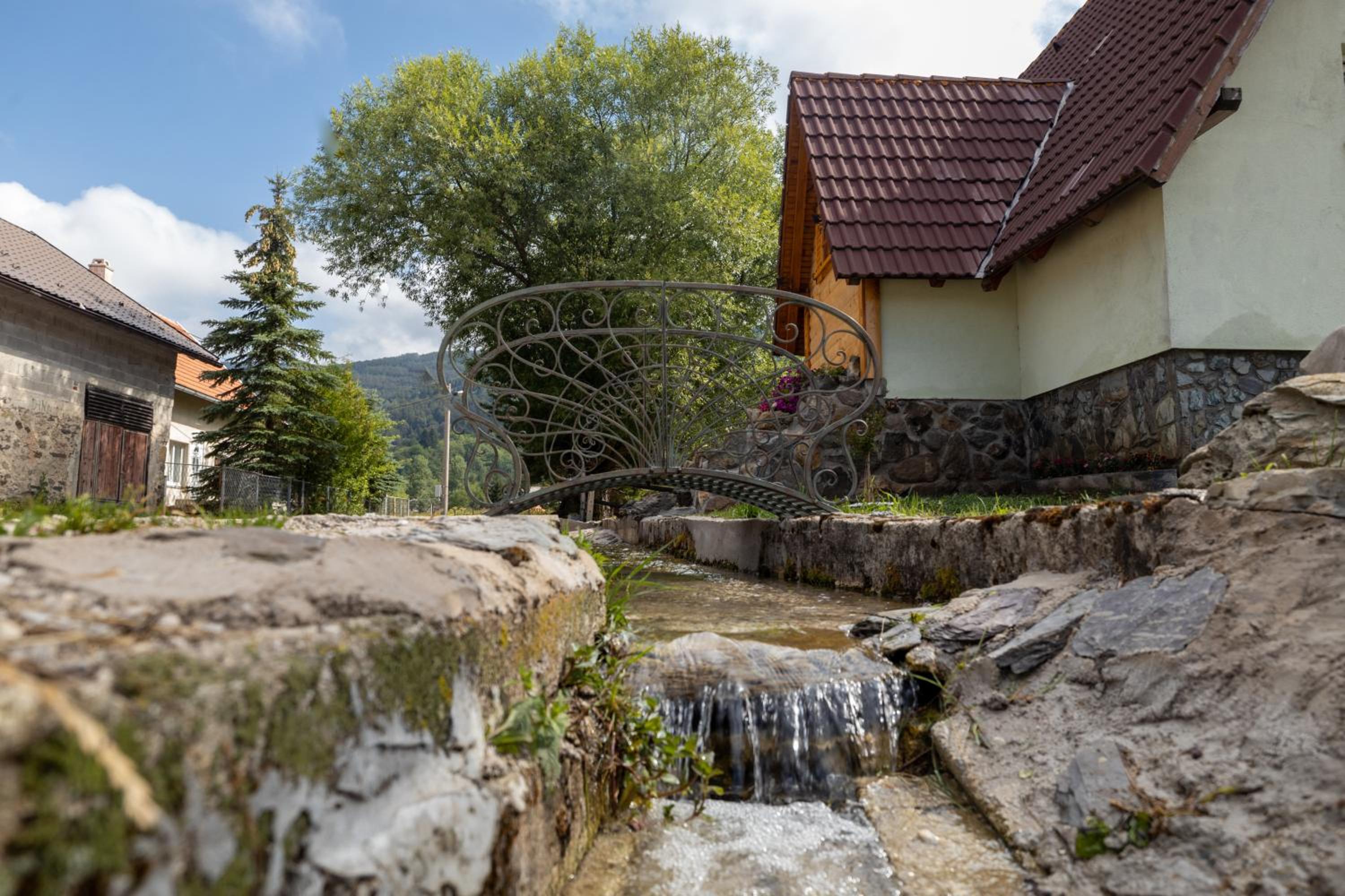 Mountain House Kosjenka view 4