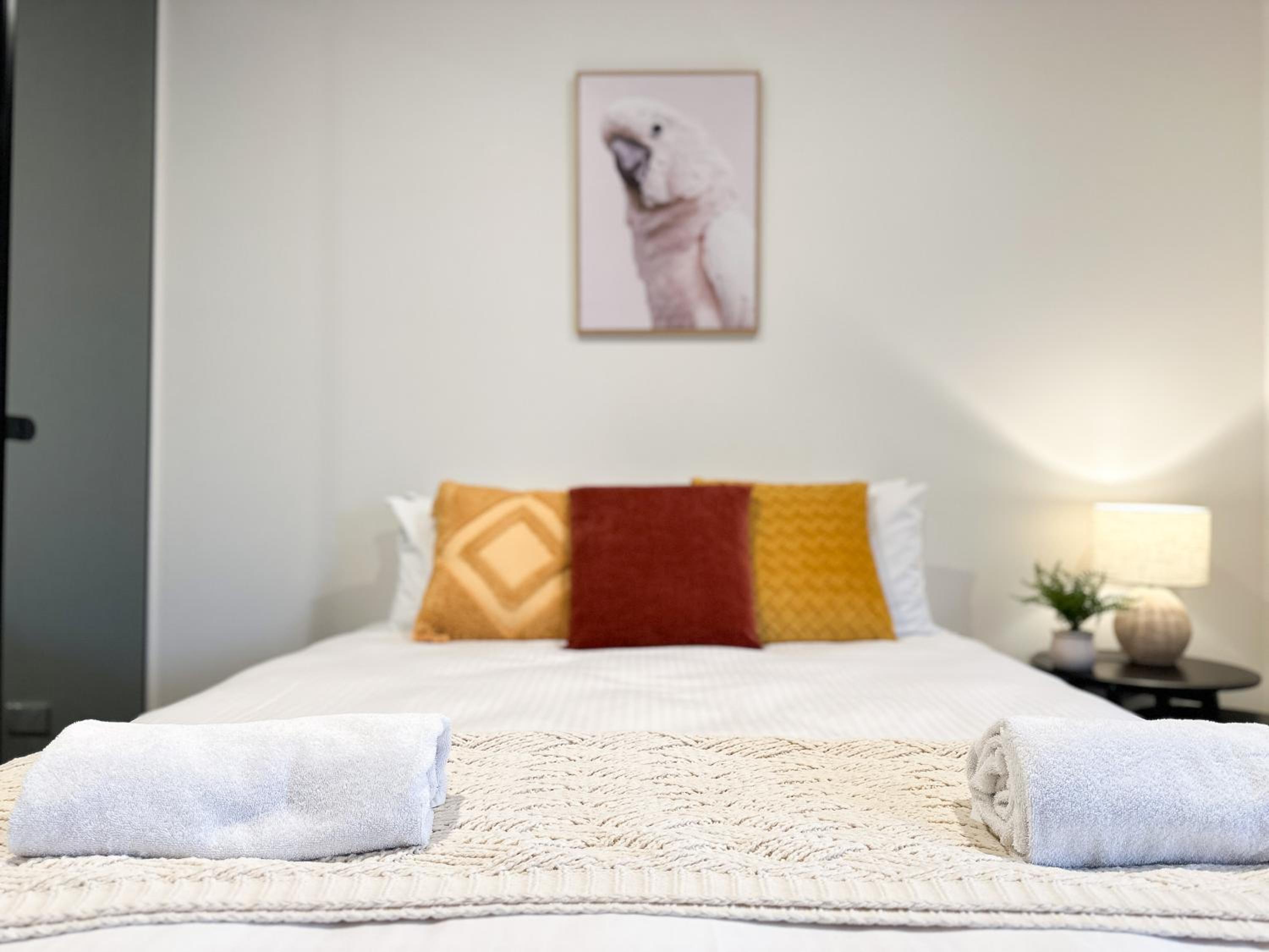 City Central 2BR Retreat on Chinatown Bourke Street