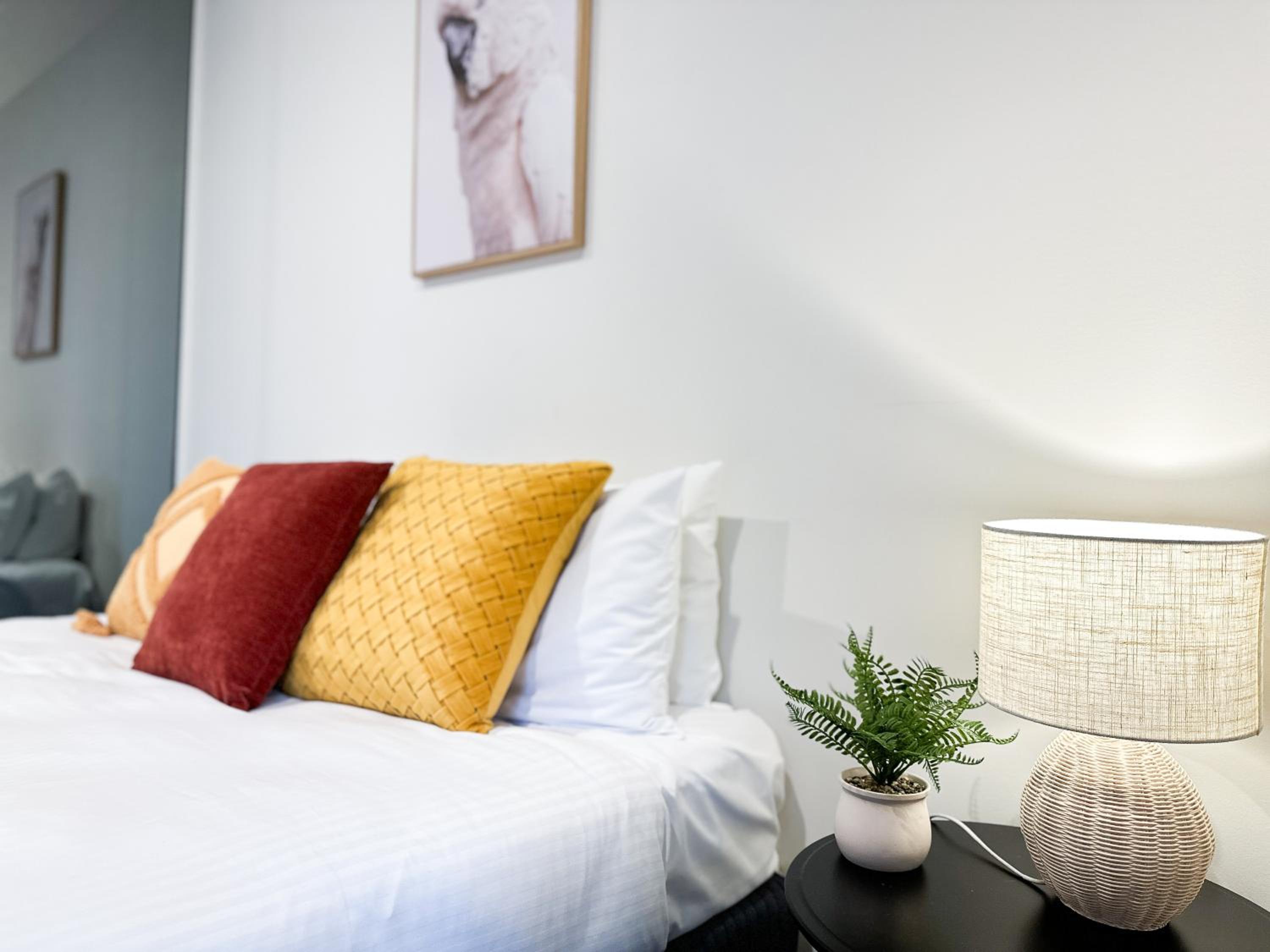 City Central 2BR Retreat on Chinatown Bourke Street