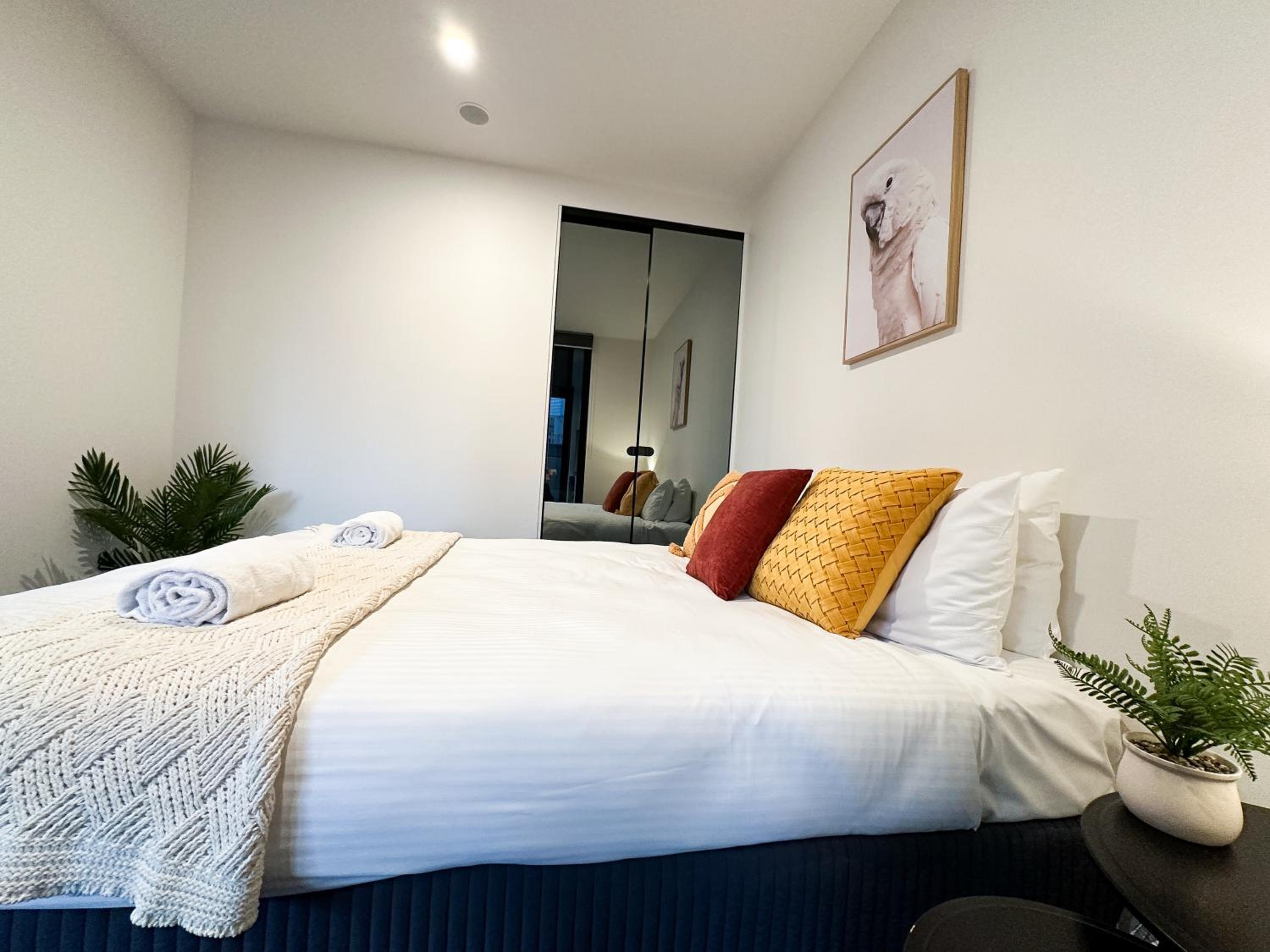 City Central 2BR Retreat on Chinatown Bourke Street