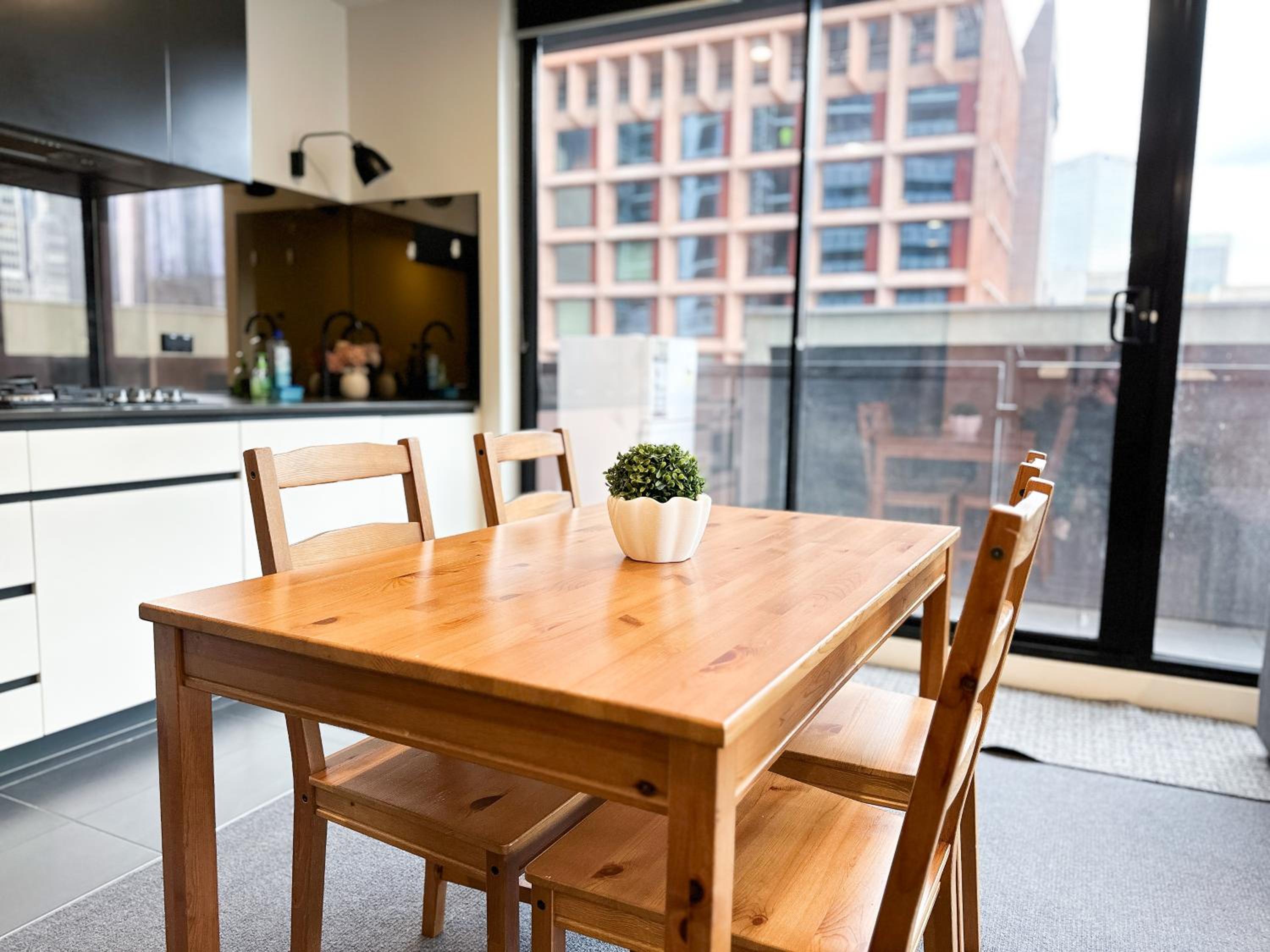 City Central 2BR Retreat on Chinatown Bourke Street