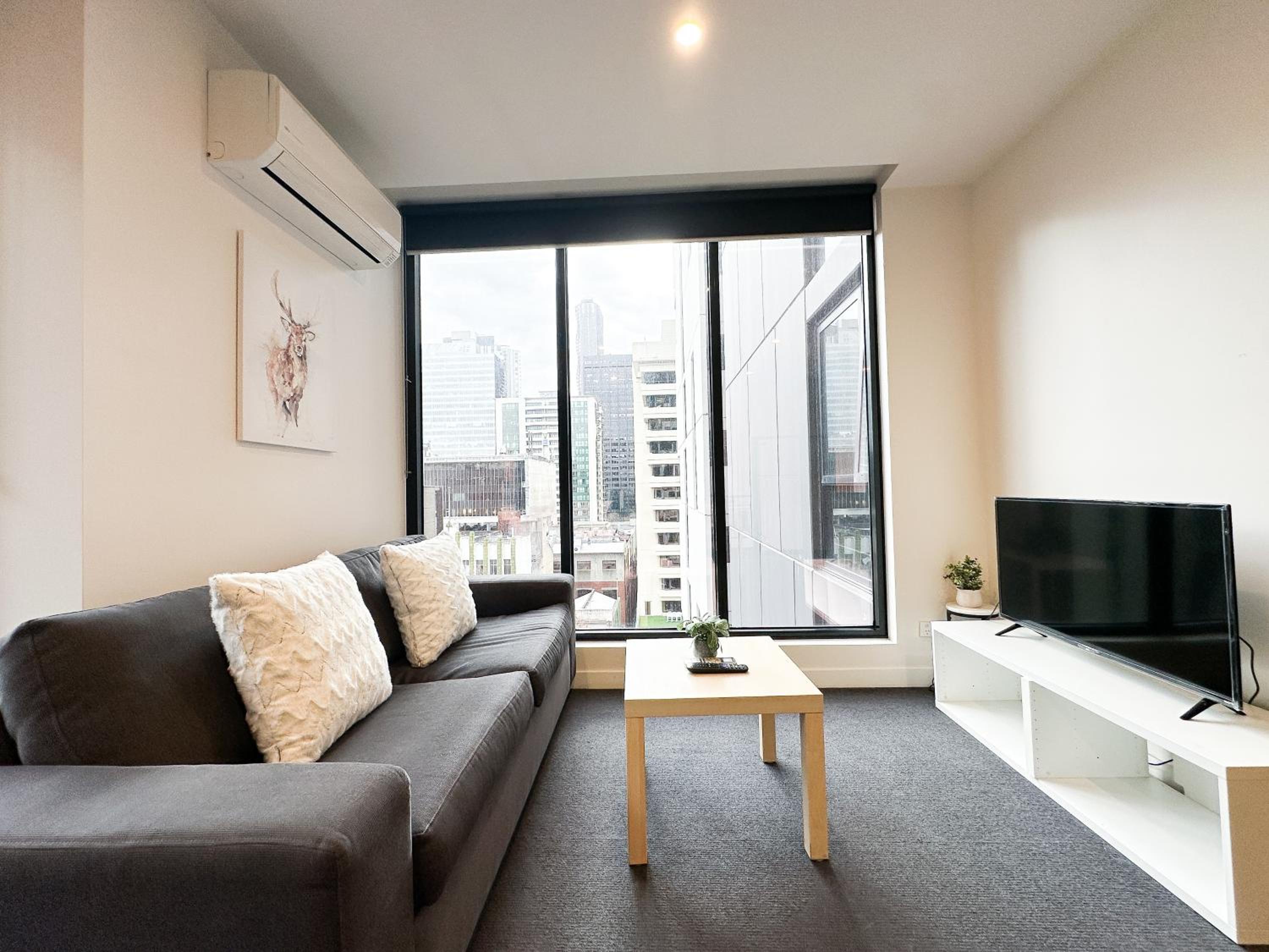 City Central 2BR Retreat on Chinatown Bourke Street
