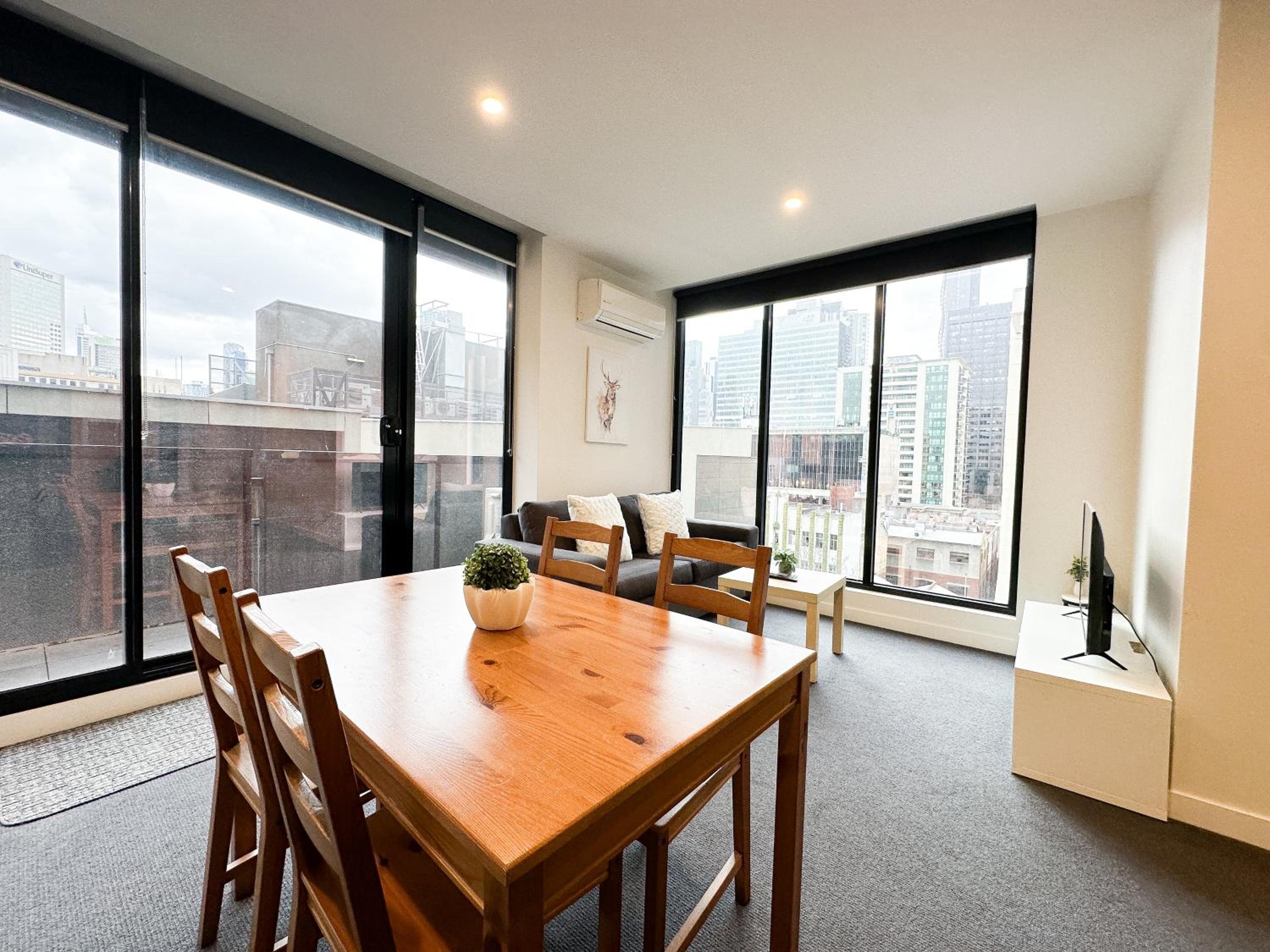 City Central 2BR Retreat on Chinatown Bourke Street