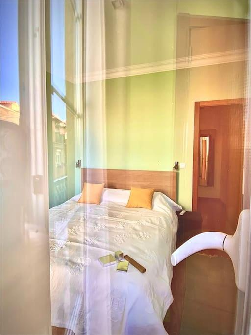 Charming Flat in Chiado-Lisbon view 3