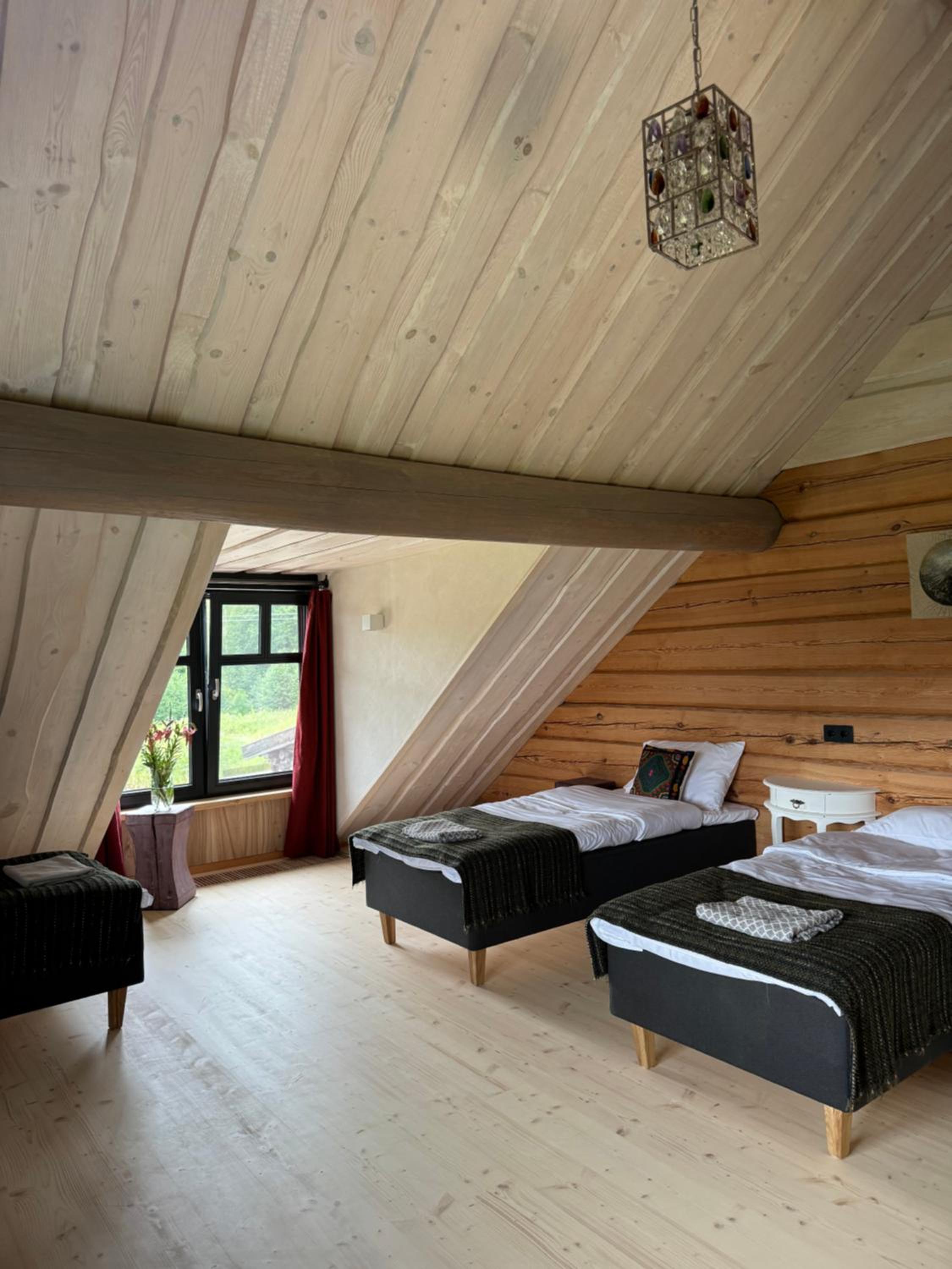 Ülase Riverside Lodge Sleeps 20 and Optional Smoke Sauna