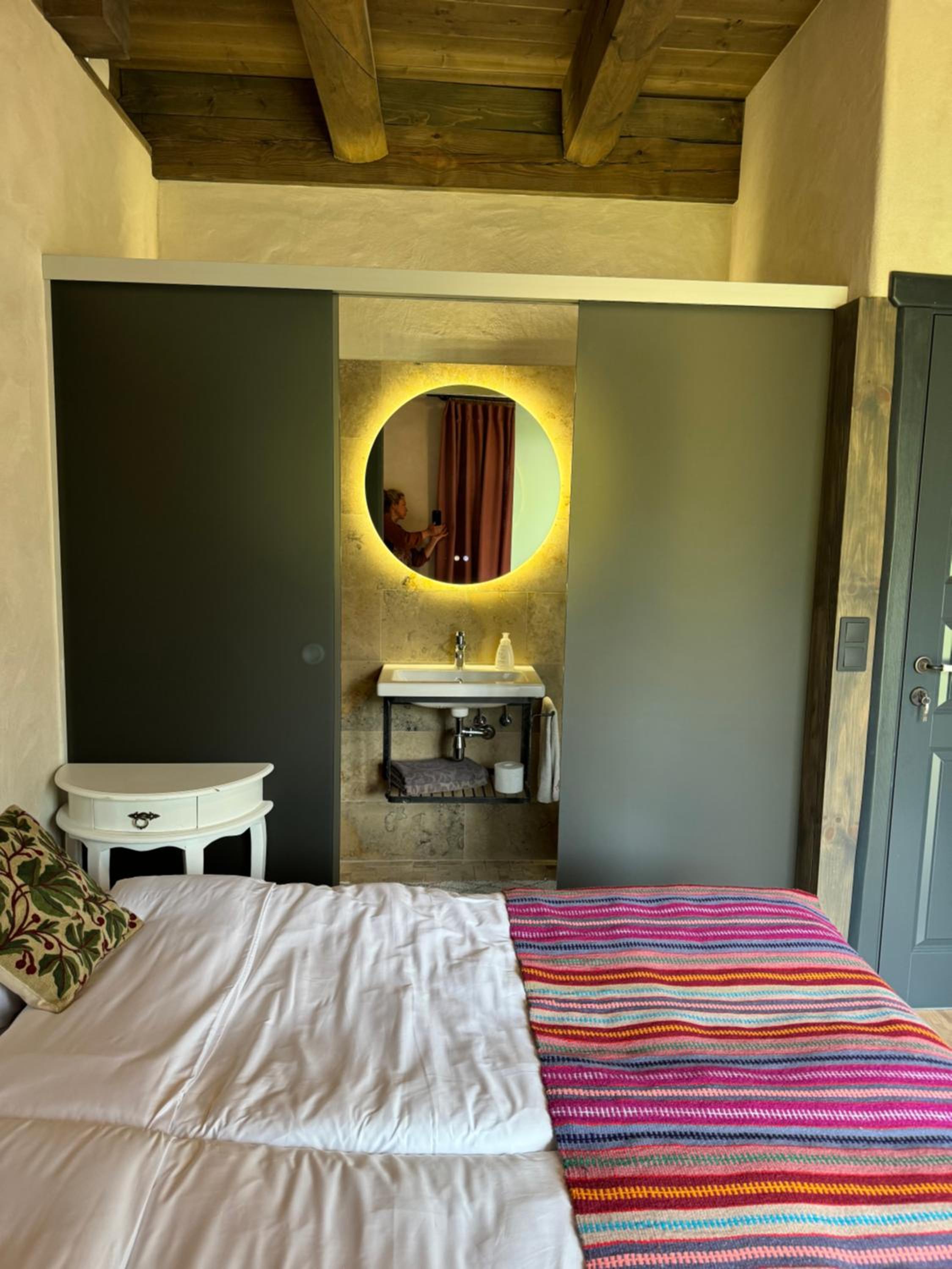 Ülase Riverside Lodge Sleeps 20 and Optional Smoke Sauna