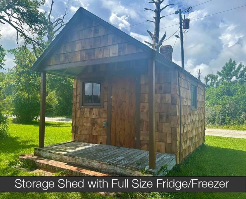 Tranquil Modern Farm Cabin view 3