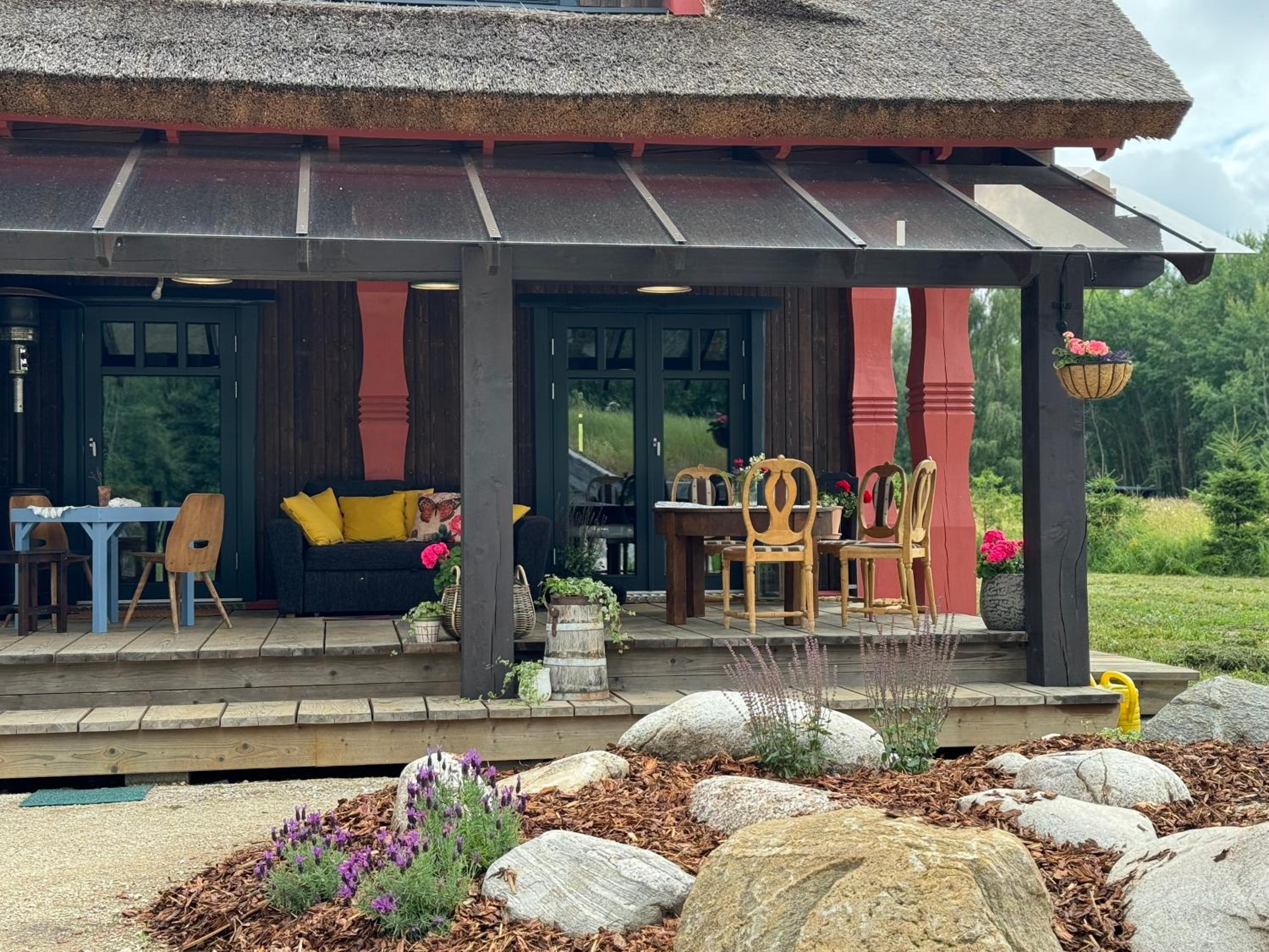 Ülase Riverside Lodge Sleeps 20 and Optional Smoke Sauna