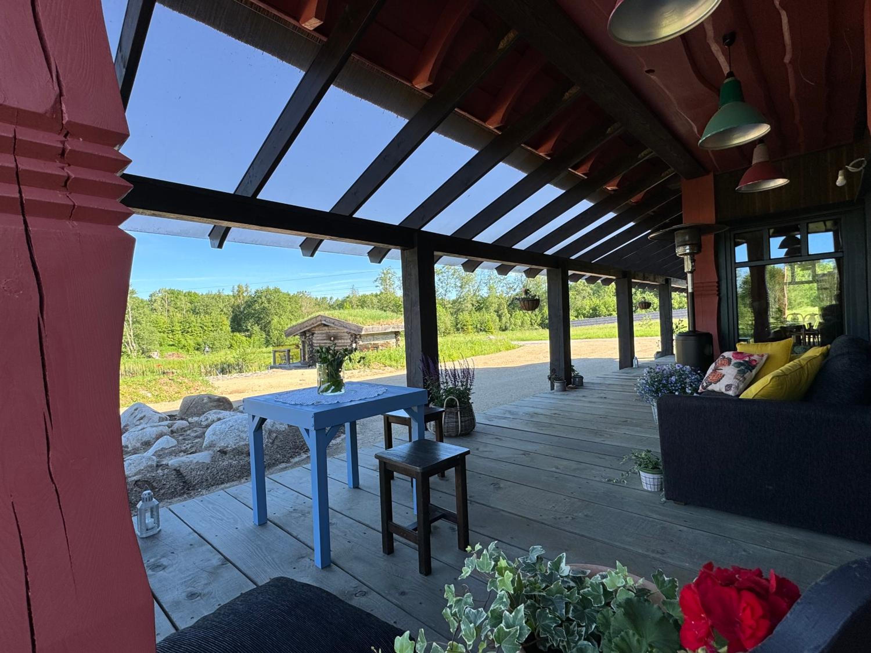 Ülase Riverside Lodge Sleeps 20 and Optional Smoke Sauna