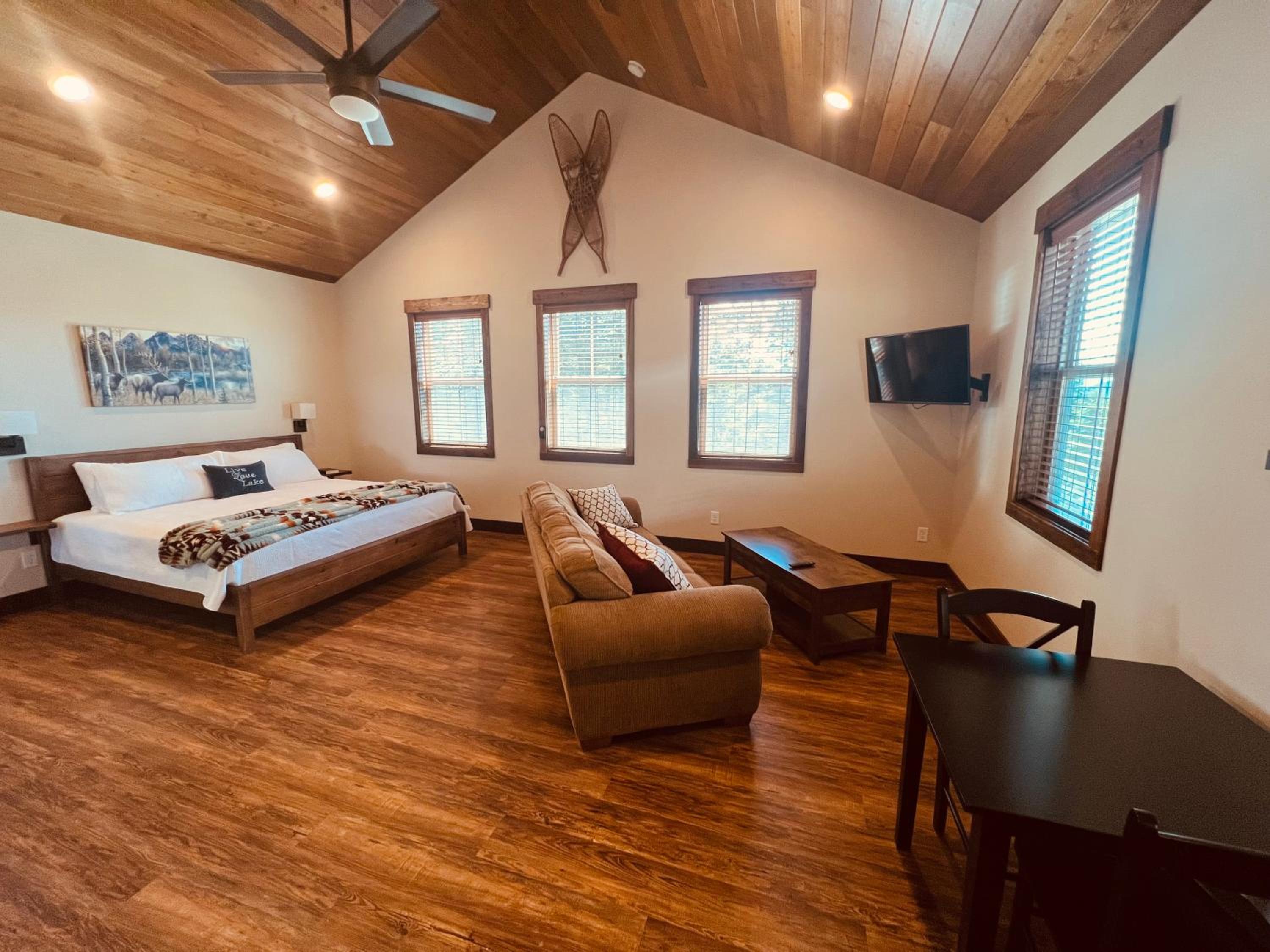 Elk Ridge Village Cabins 301A The Mill House view 4