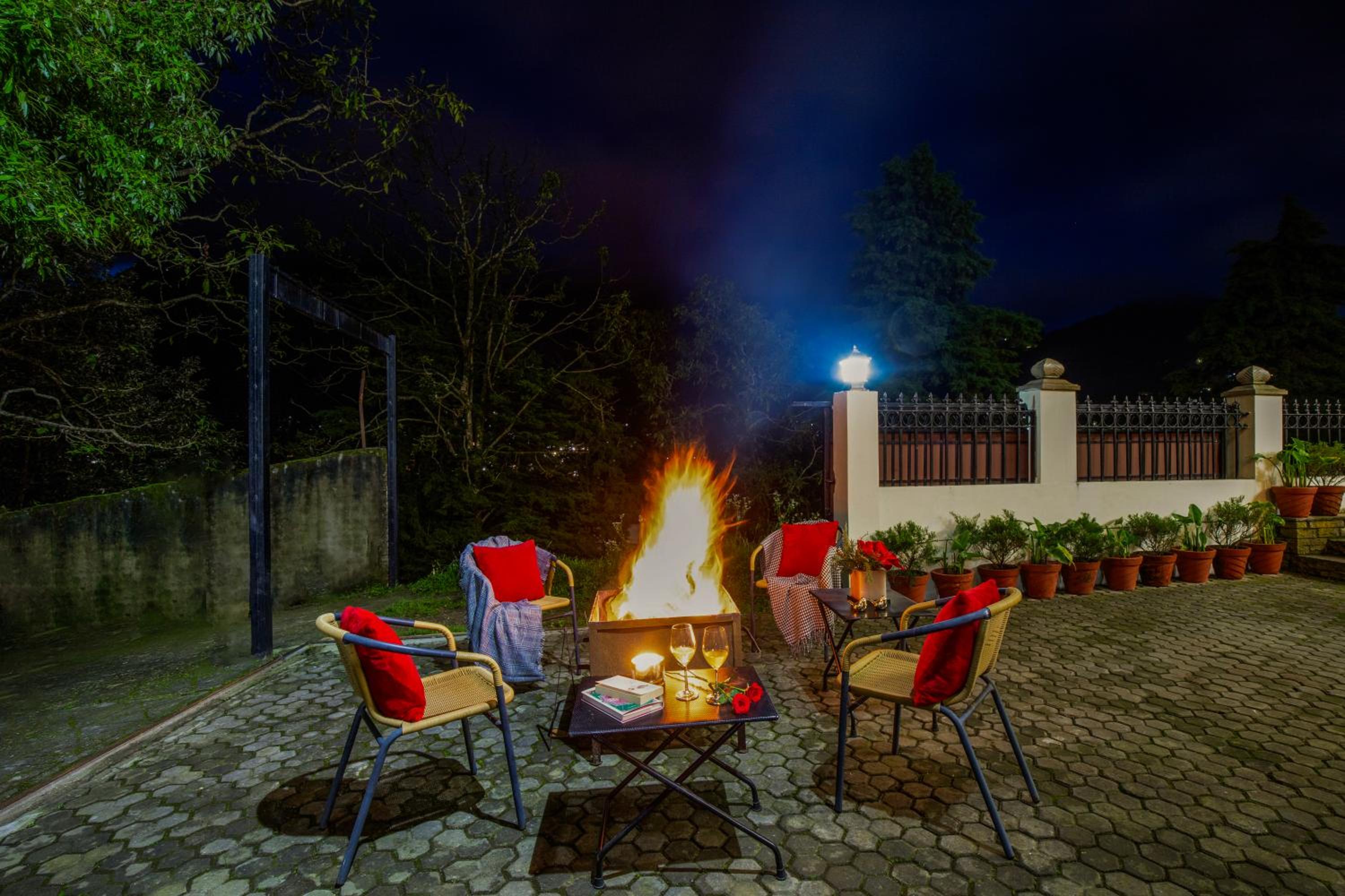 ELIVAAS 3 BHK with Entertainment lounge - The Meadow view 2