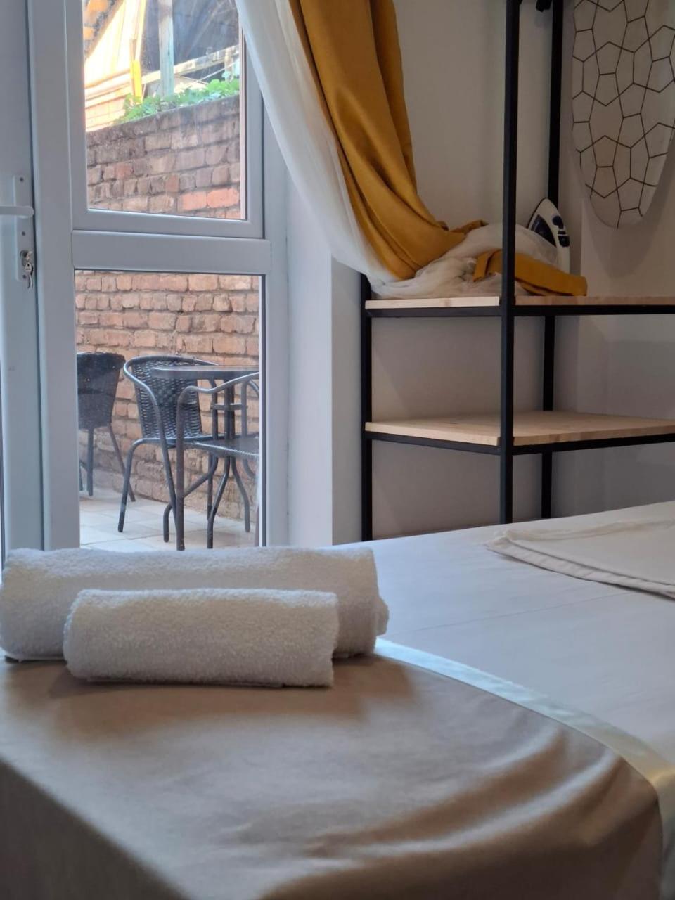 Style Apartment with Courtyard