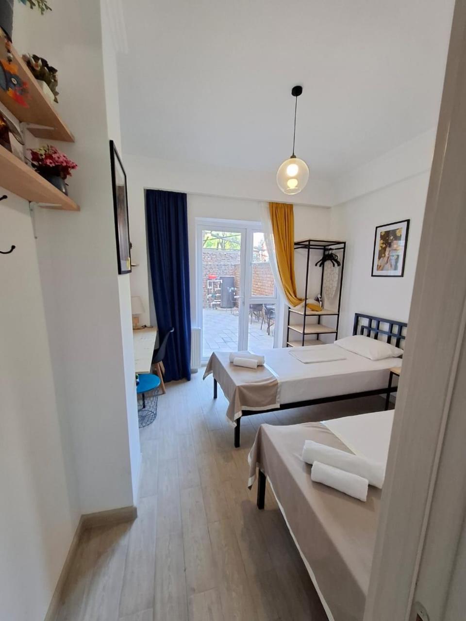 Style Apartment with Courtyard