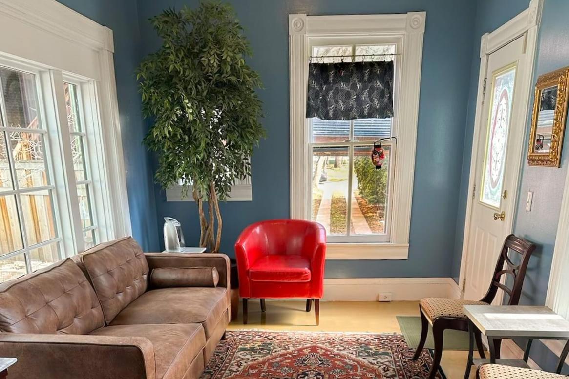 Charming 1800s Home in Historic Hills District view 3